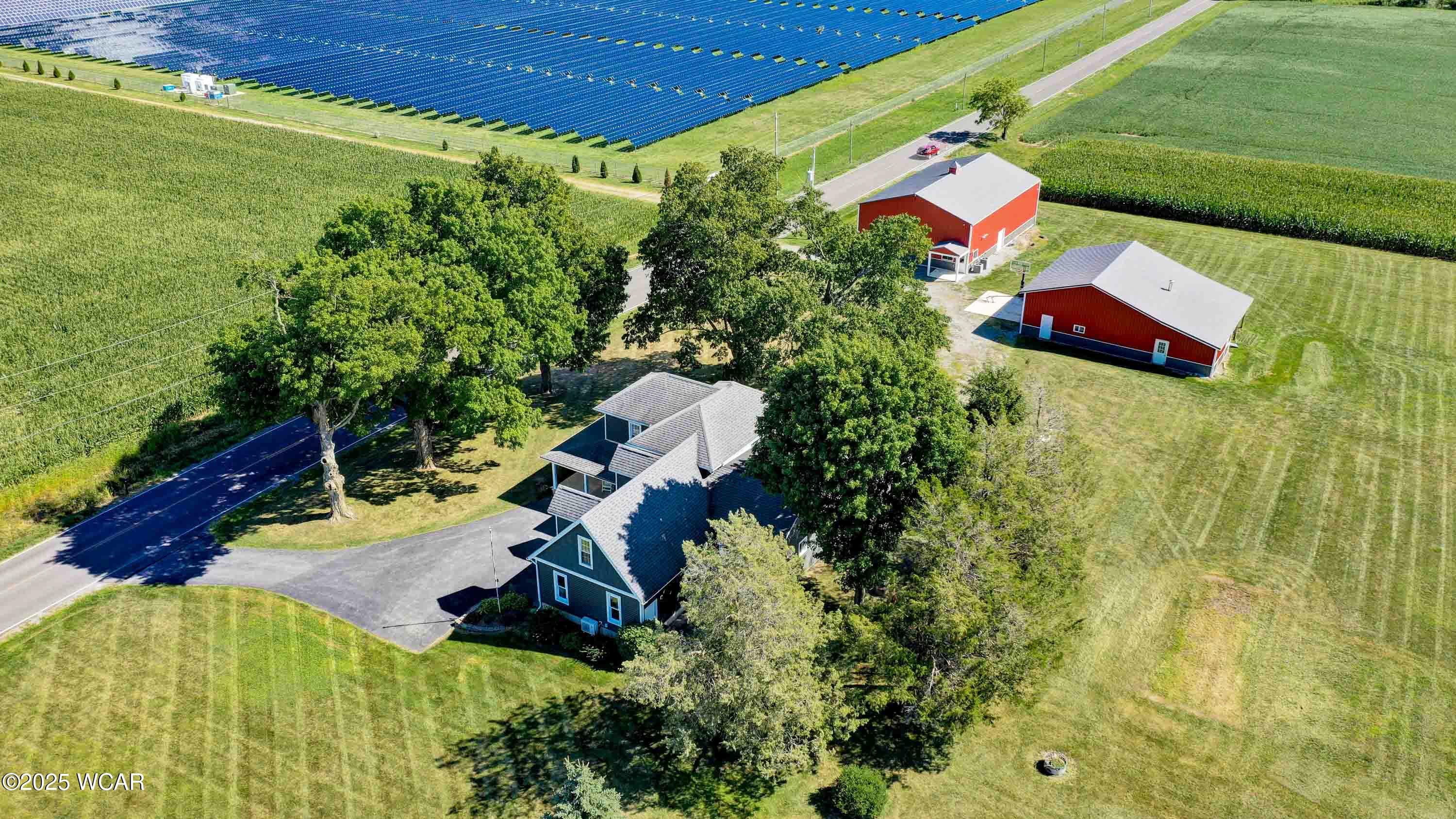 4071 Township Road 35 photo 2