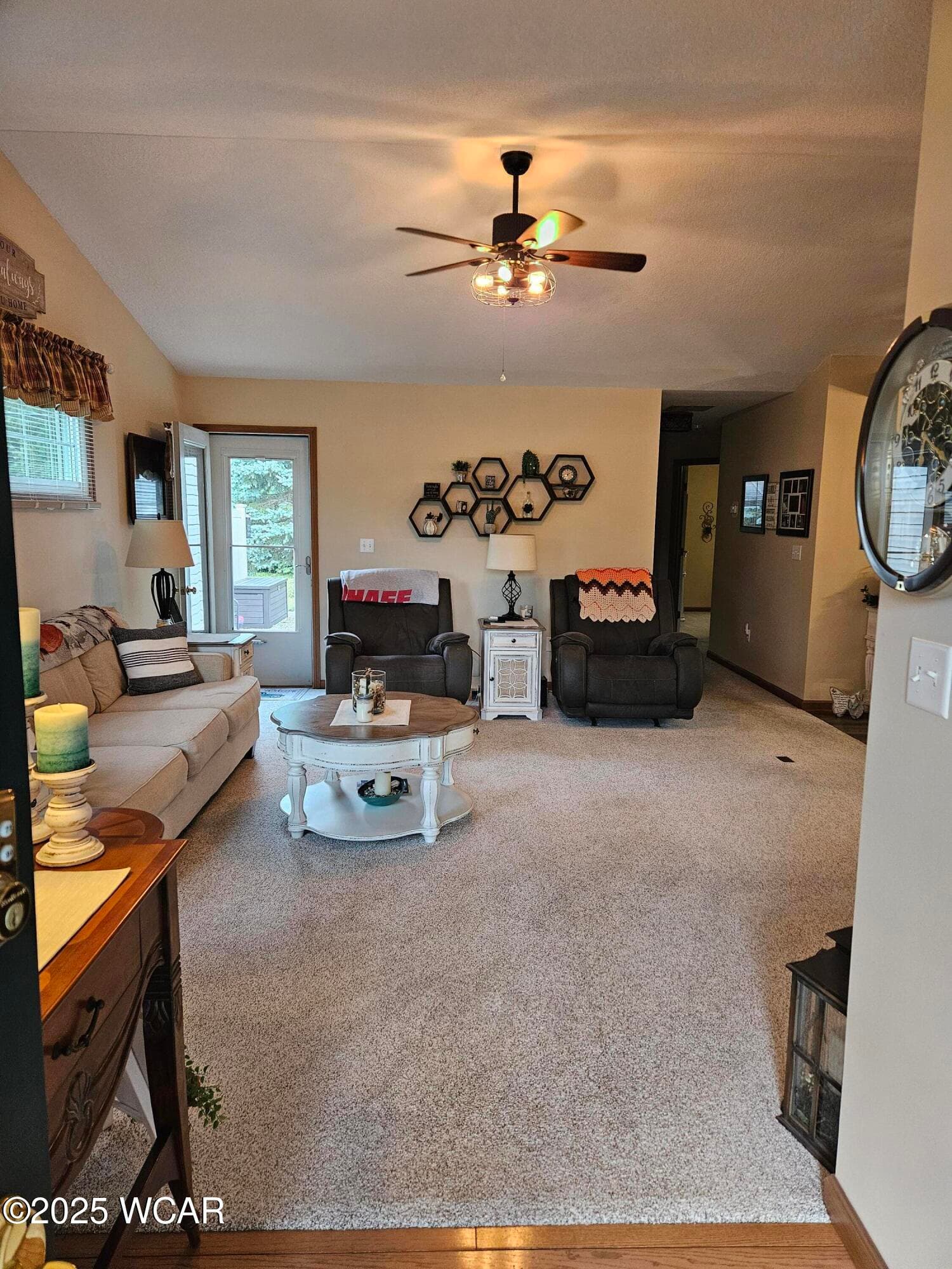580 Westerly photo 5
