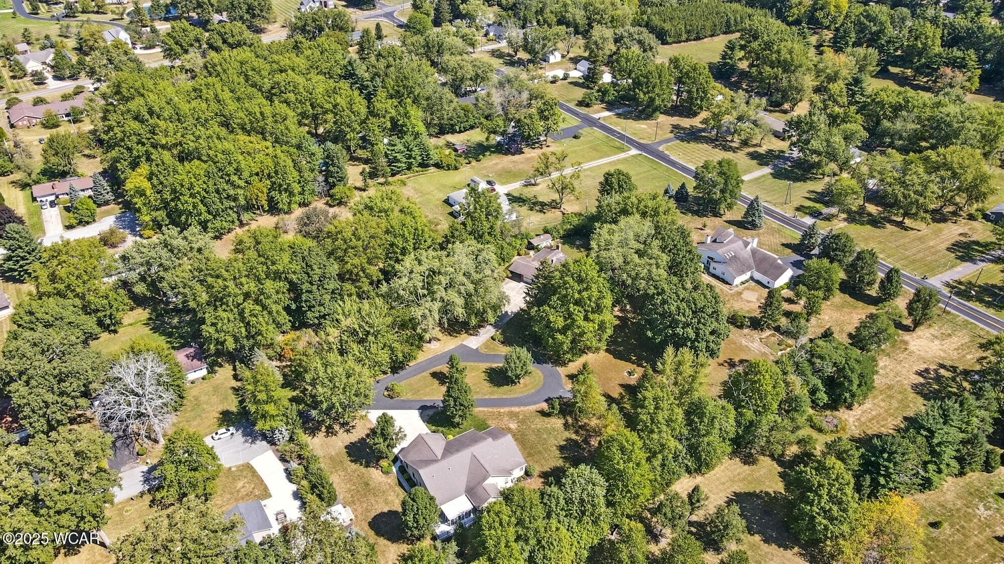 3128 Clifford photo 3