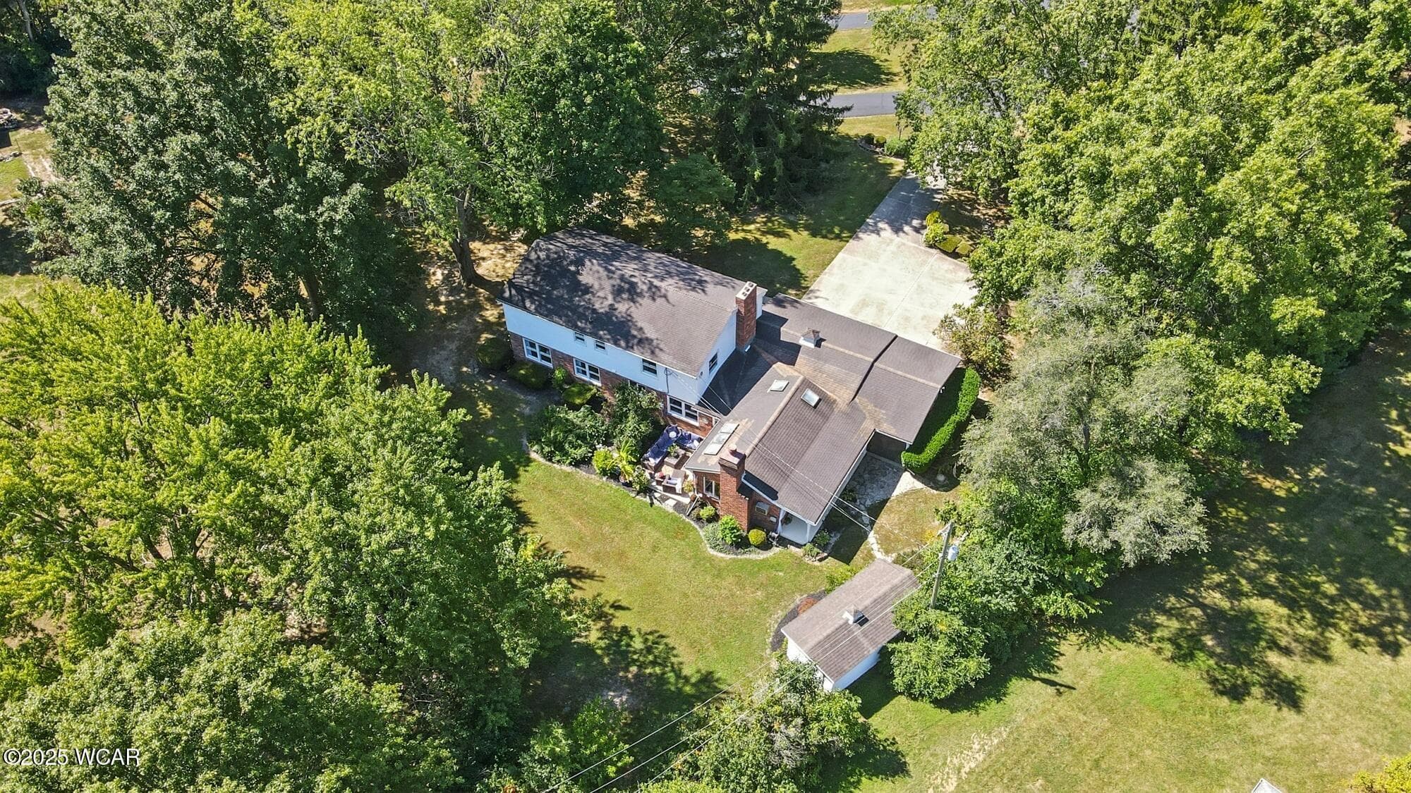 3128 Clifford photo 4