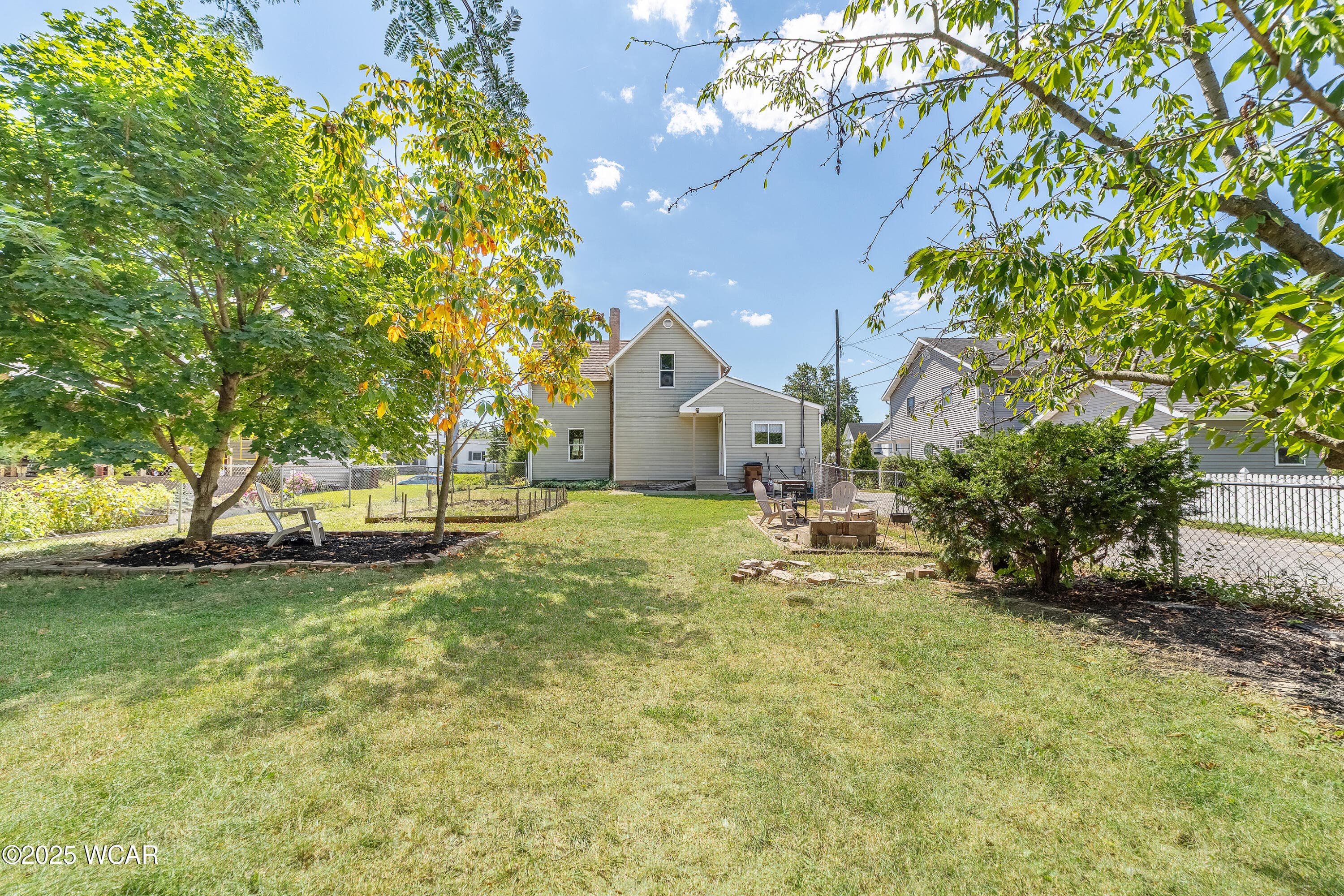 222 Grove photo 5