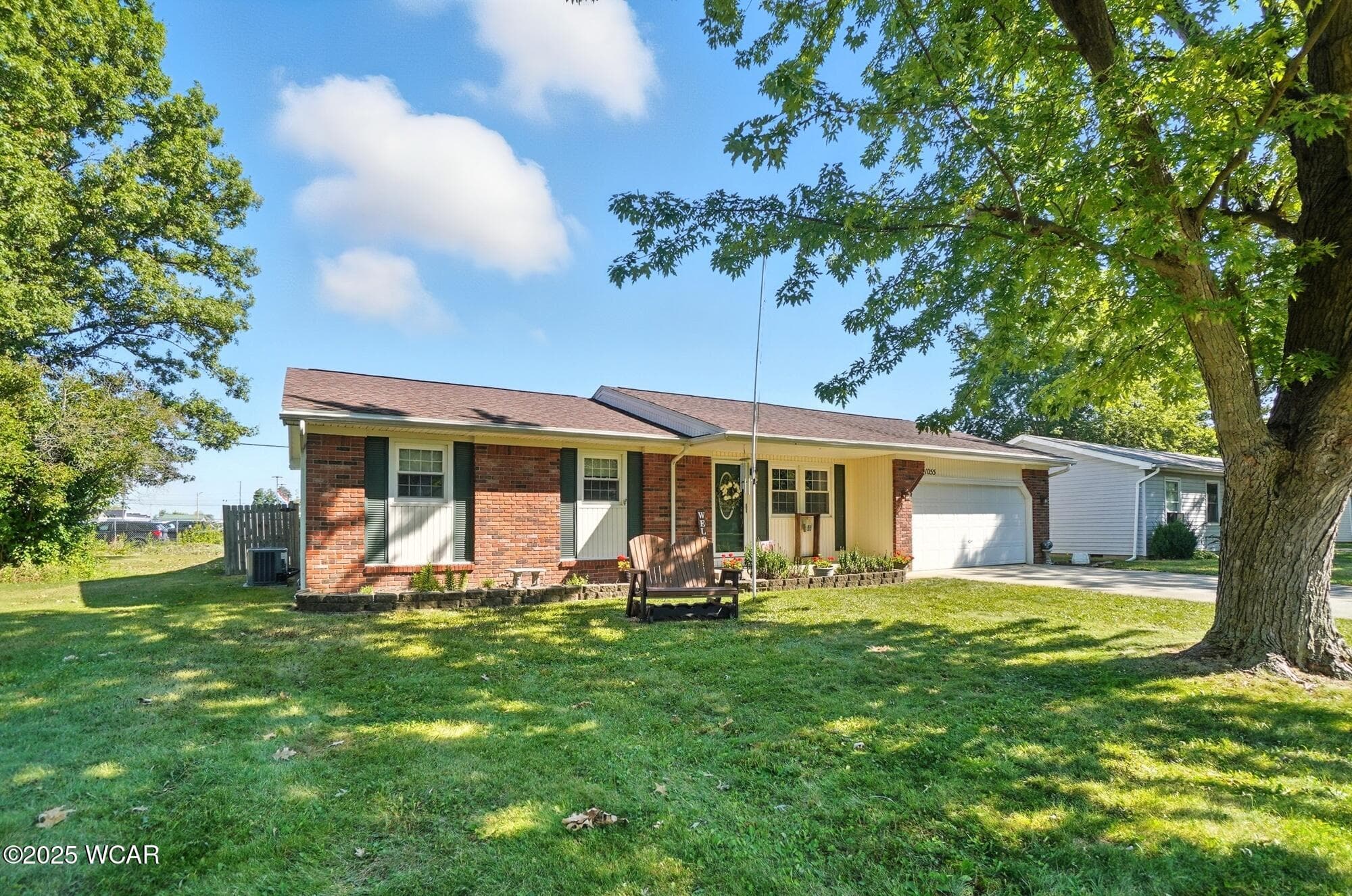 1055 Westchester photo 4