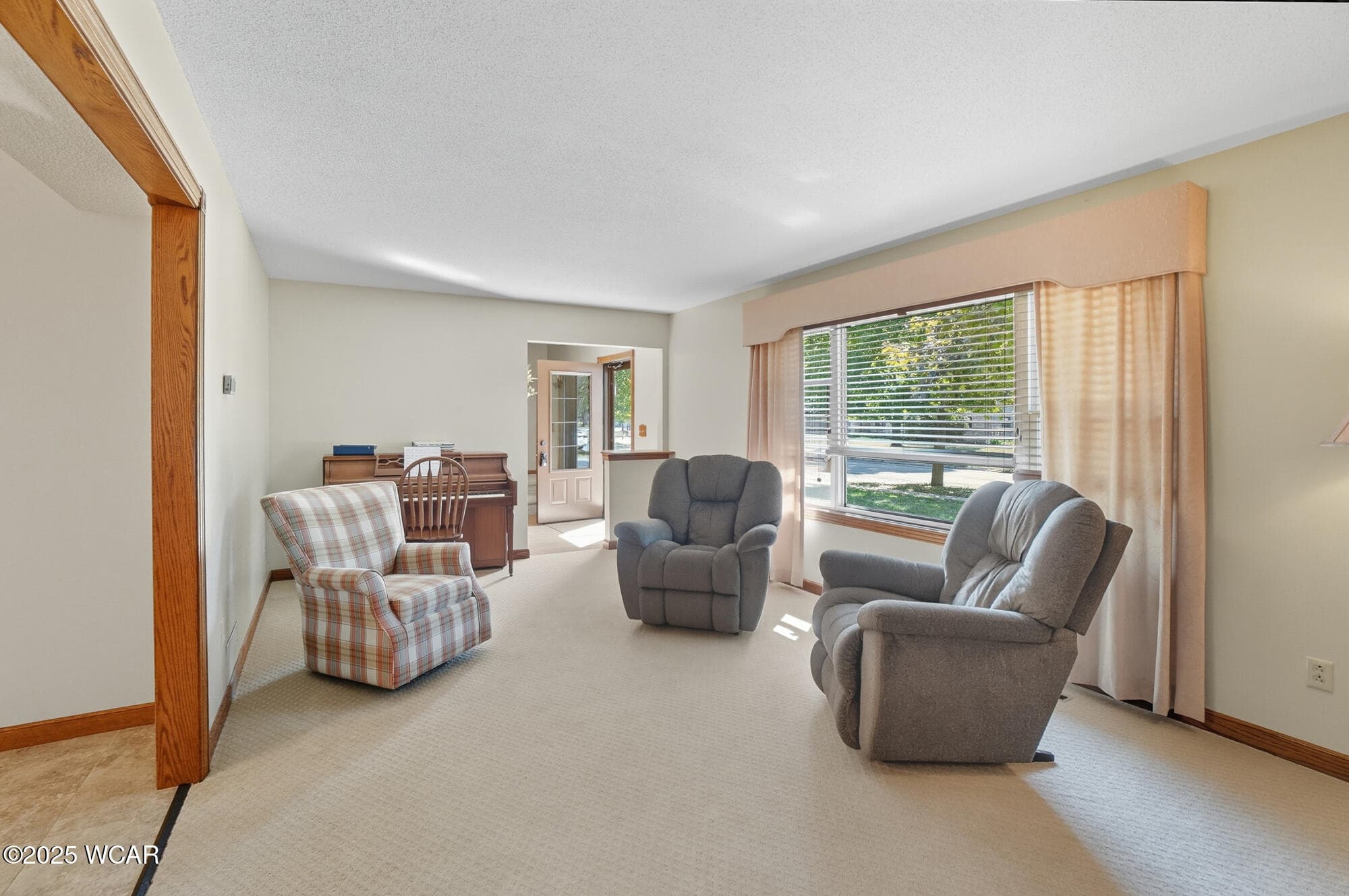 3321 Norcrest photo 2