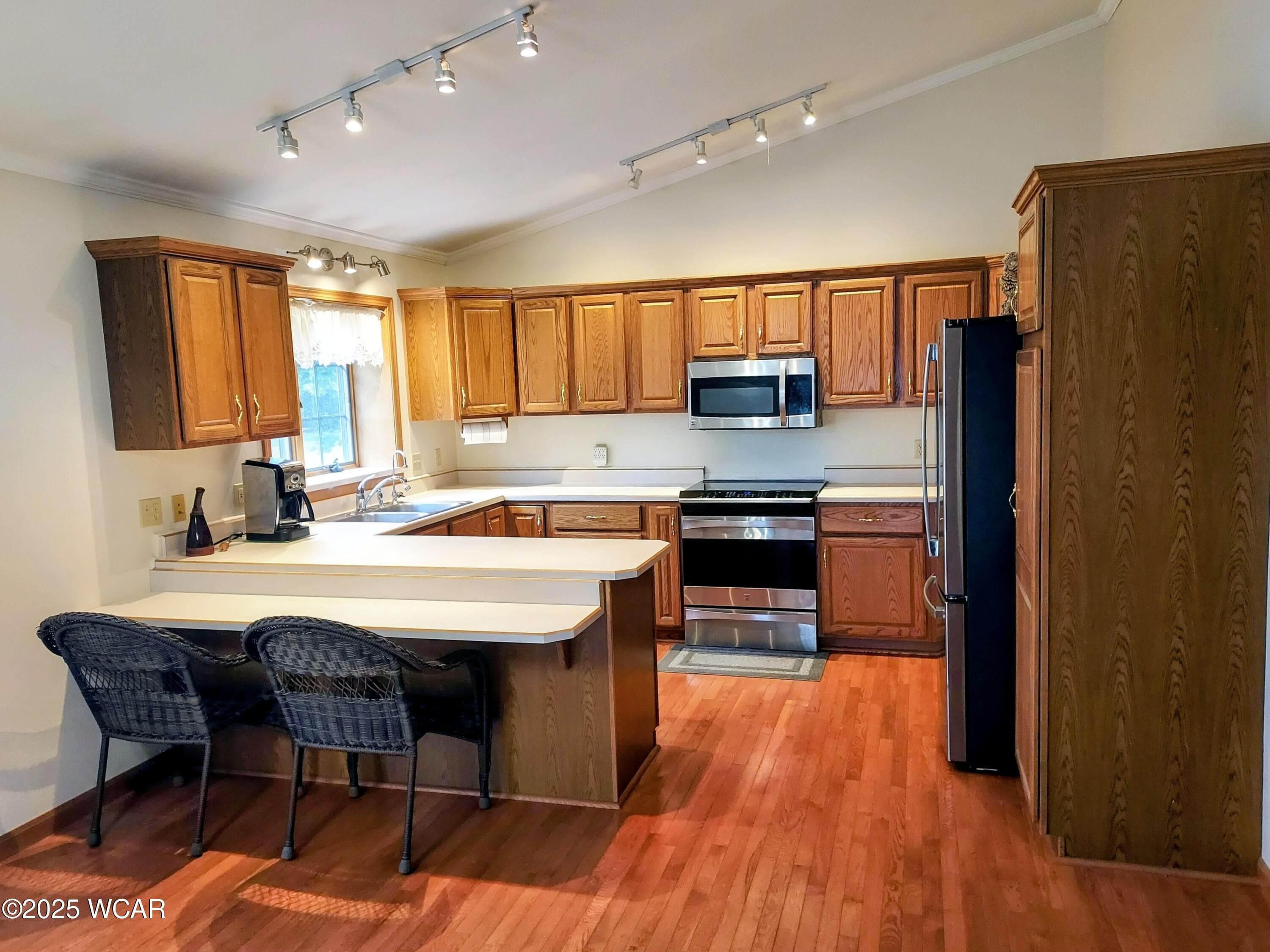 302 Willow Bend Drive photo 4