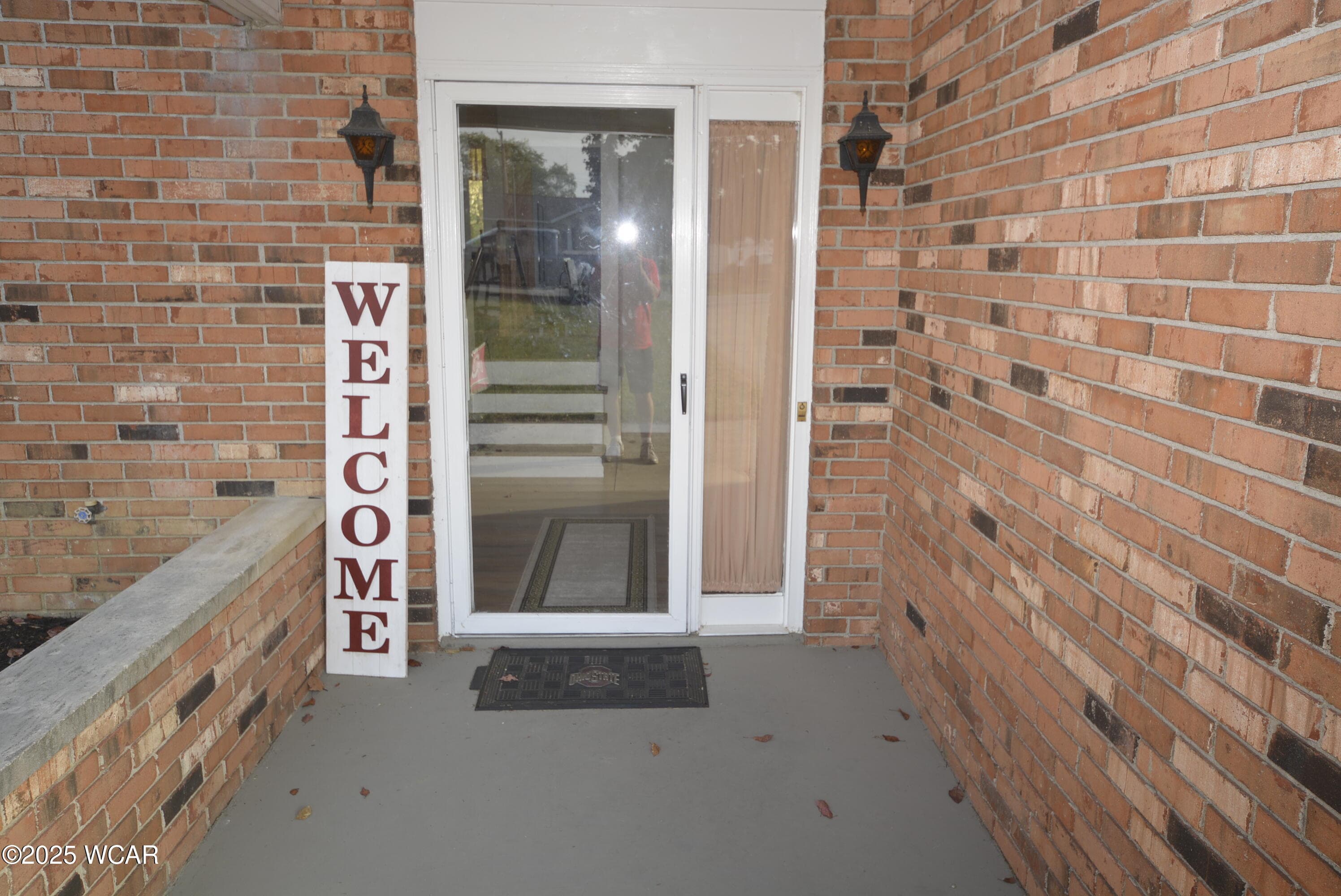 828 Circle photo 4