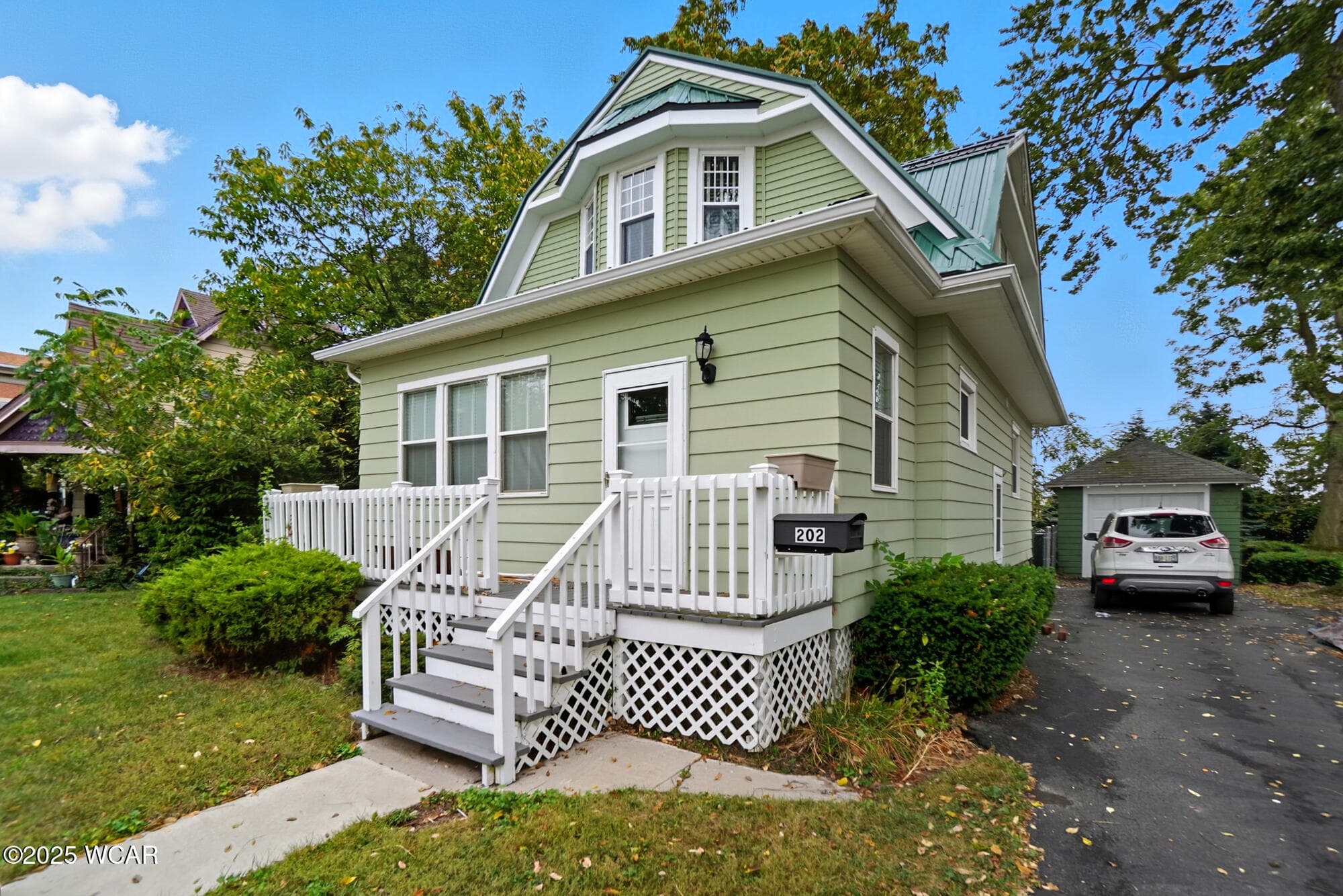 202 Jefferson photo 4