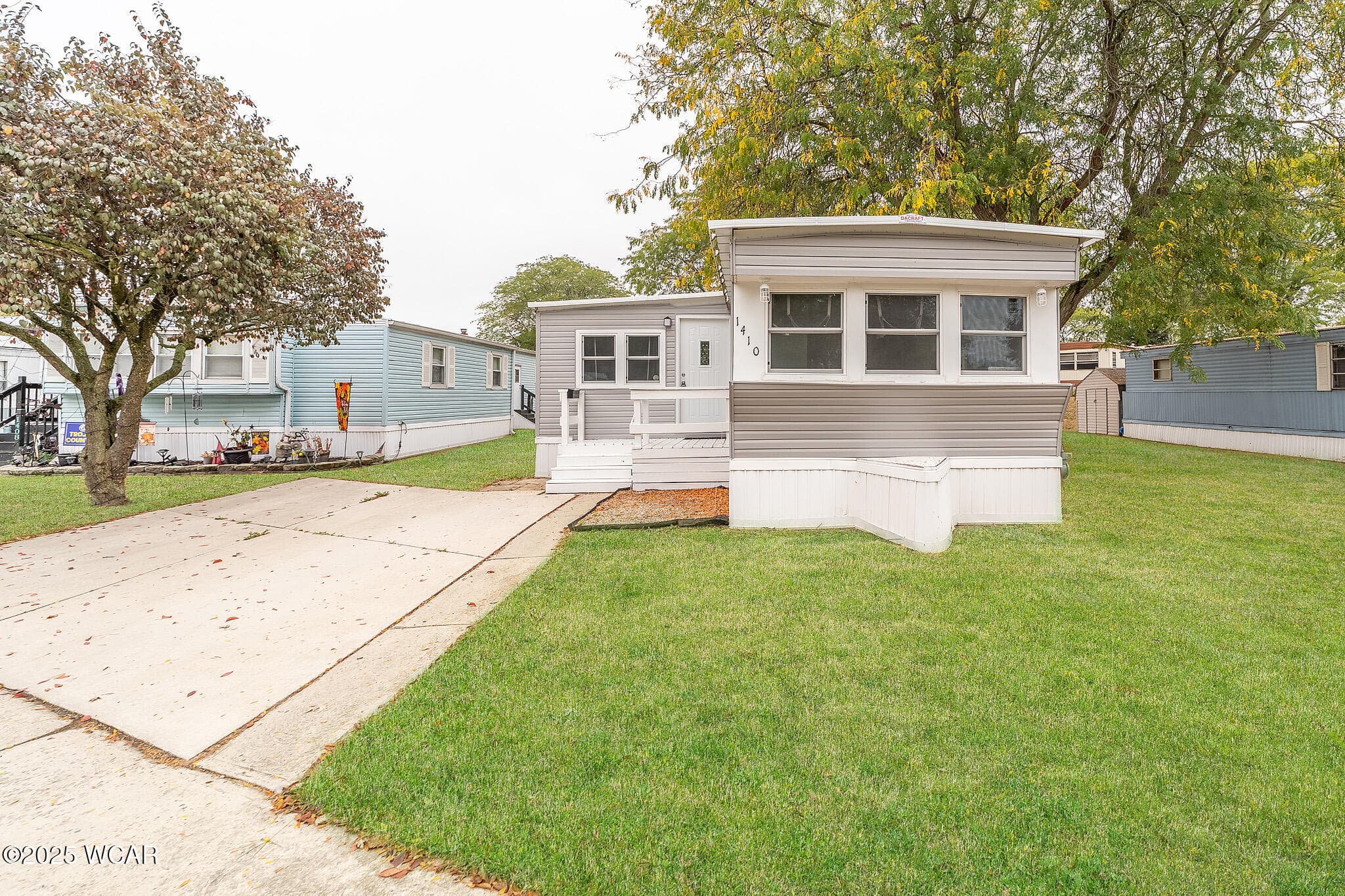 1410 Westshore photo 3