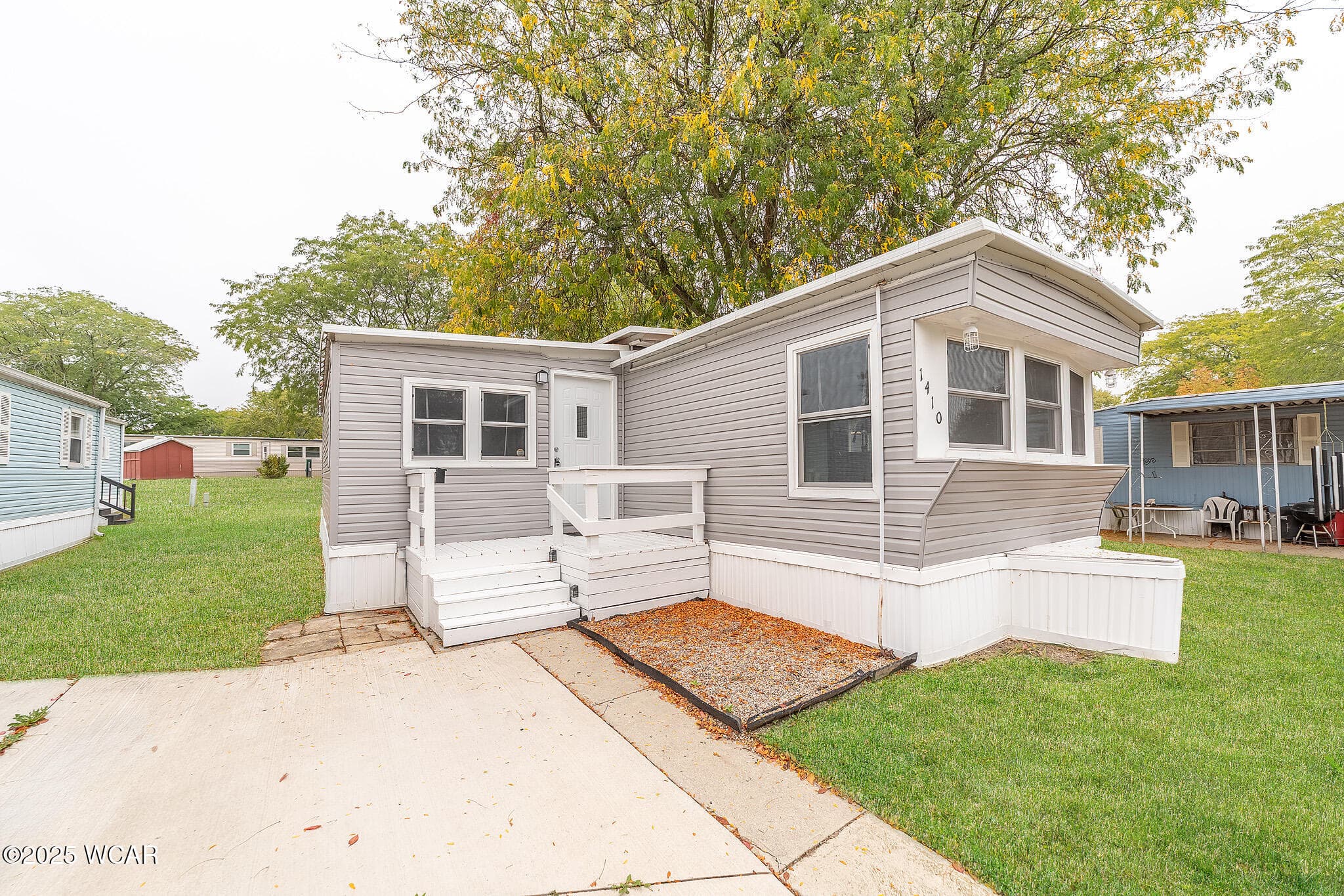 1410 Westshore photo 2