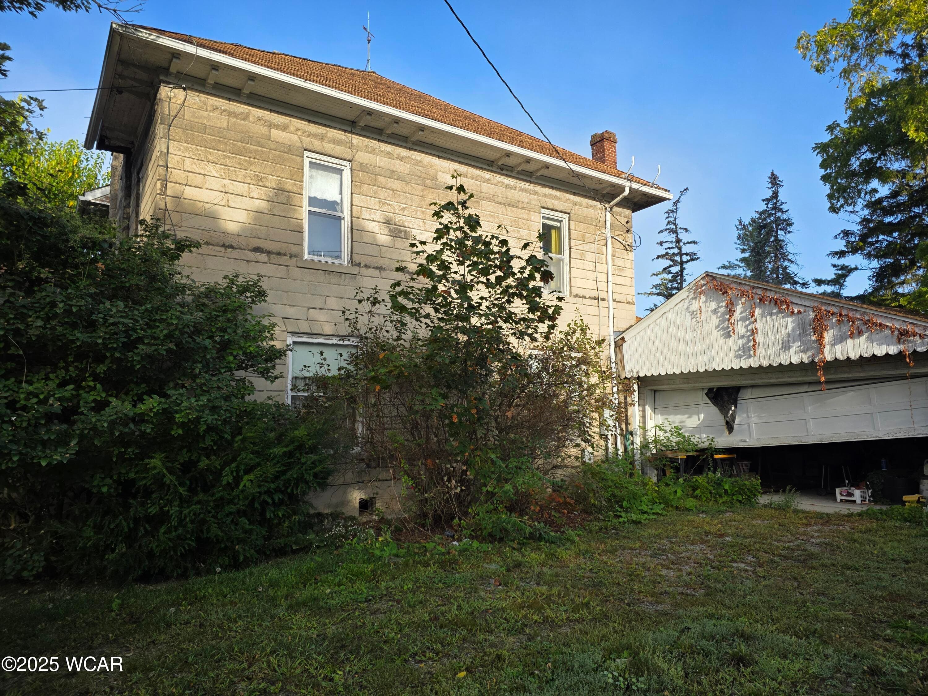 208 Tully photo 5