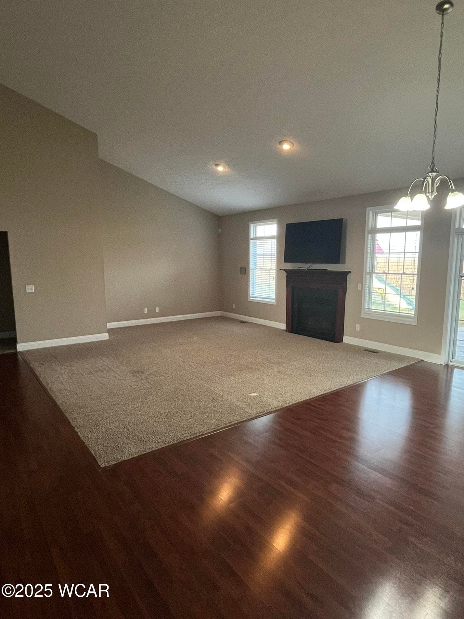 113 DOUGLAS DRIVE photo 3