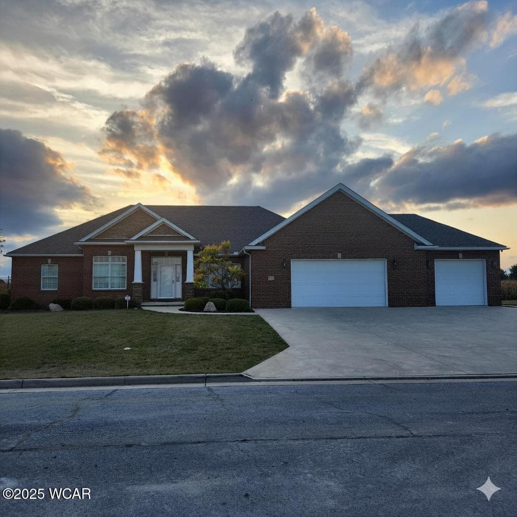 113 DOUGLAS DRIVE photo 5