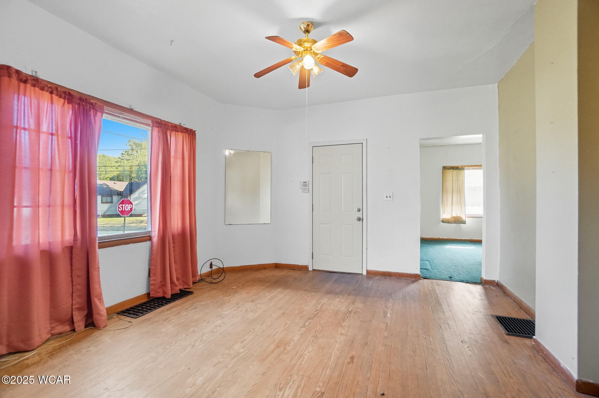 1100 St. Johns photo 5