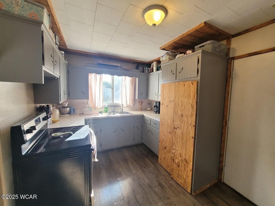 506 E. Franklin St. photo 3