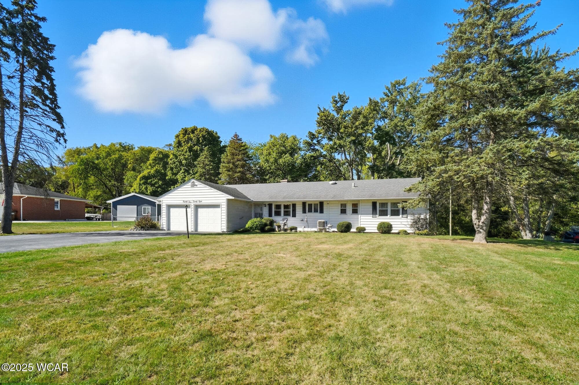 2328 Meadow photo 2
