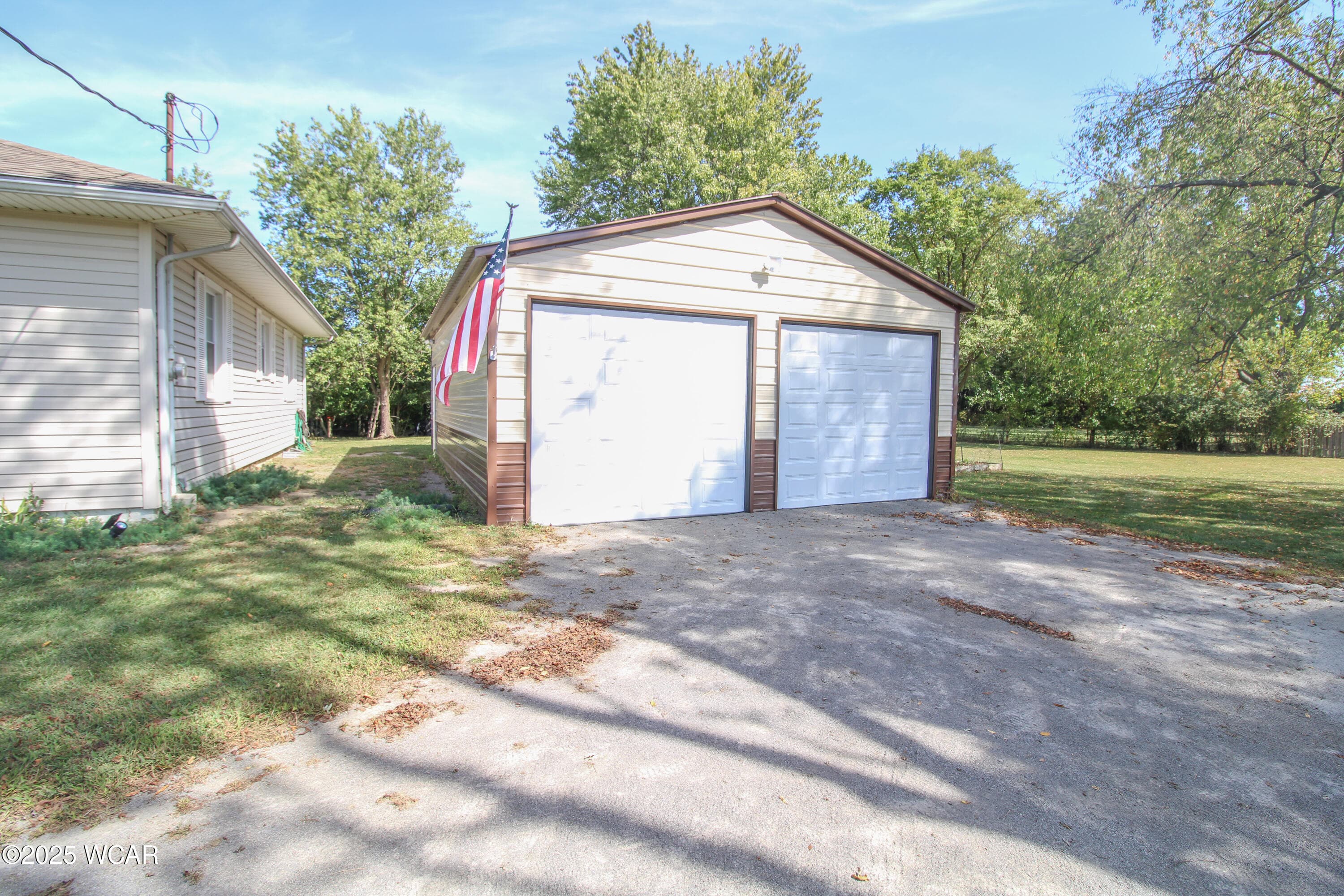 7110 Elida photo 3