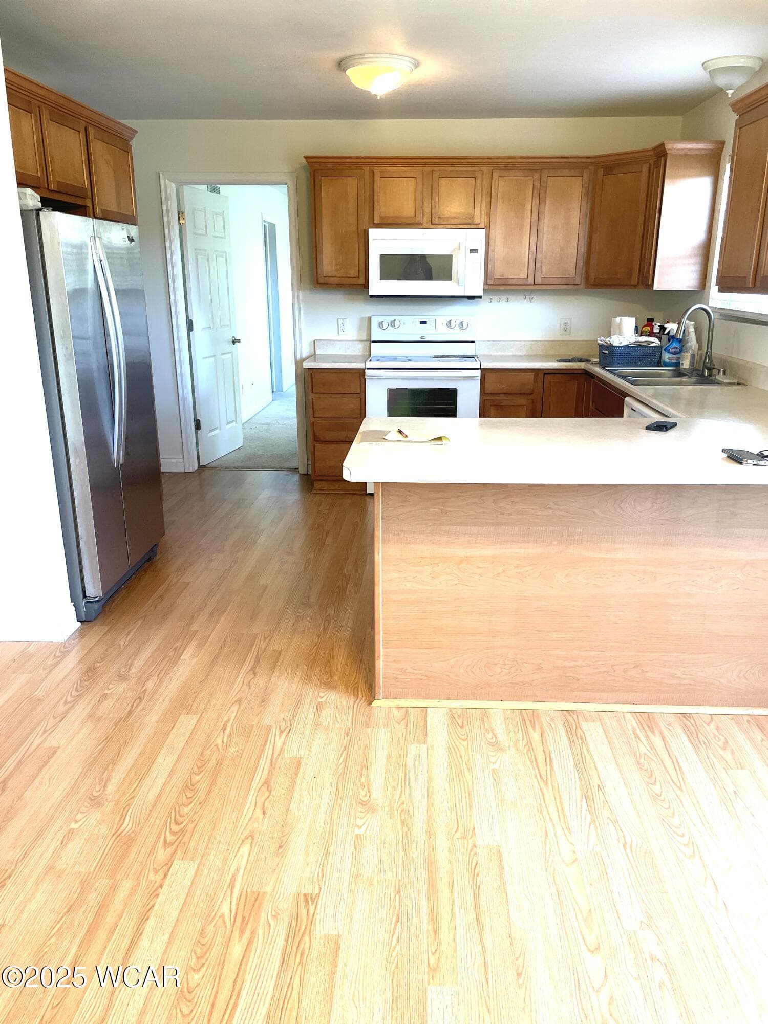 2909 Goldenrod photo 2