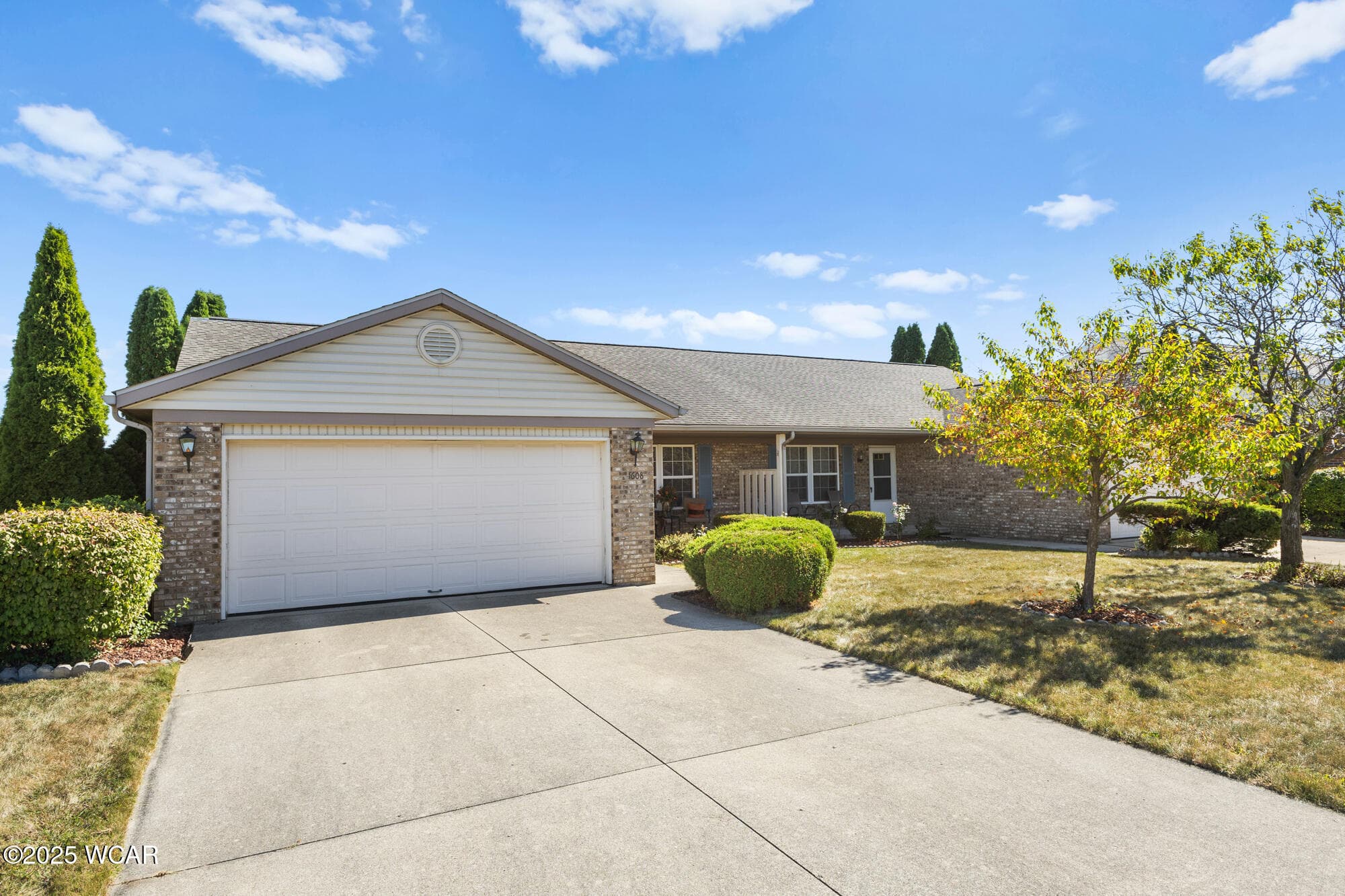 1606-1608 mockingbird lane photo 3