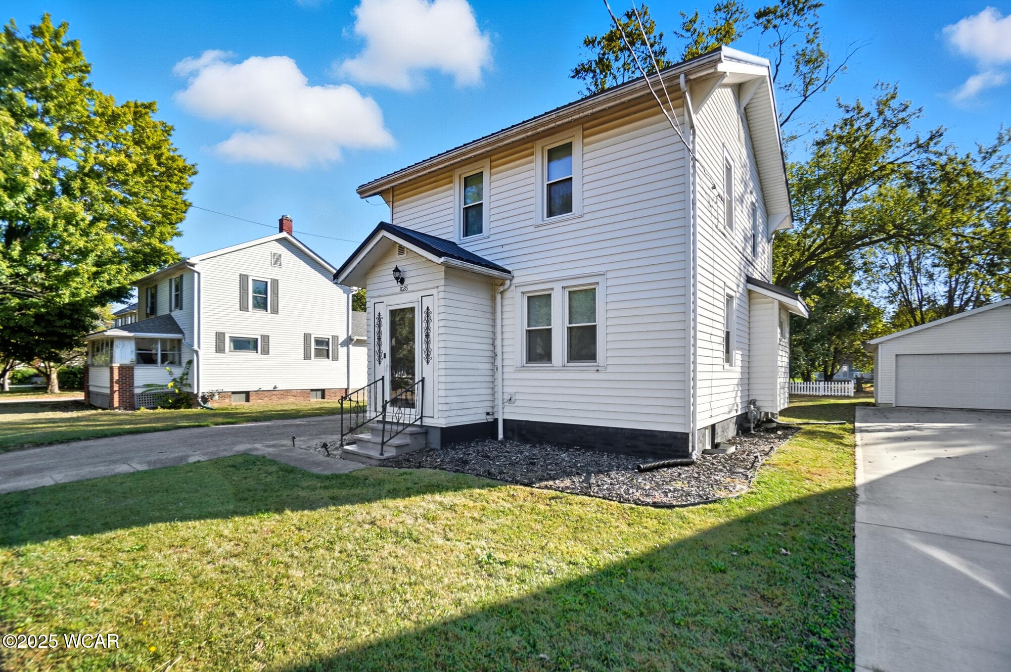 1026 Elm photo 2