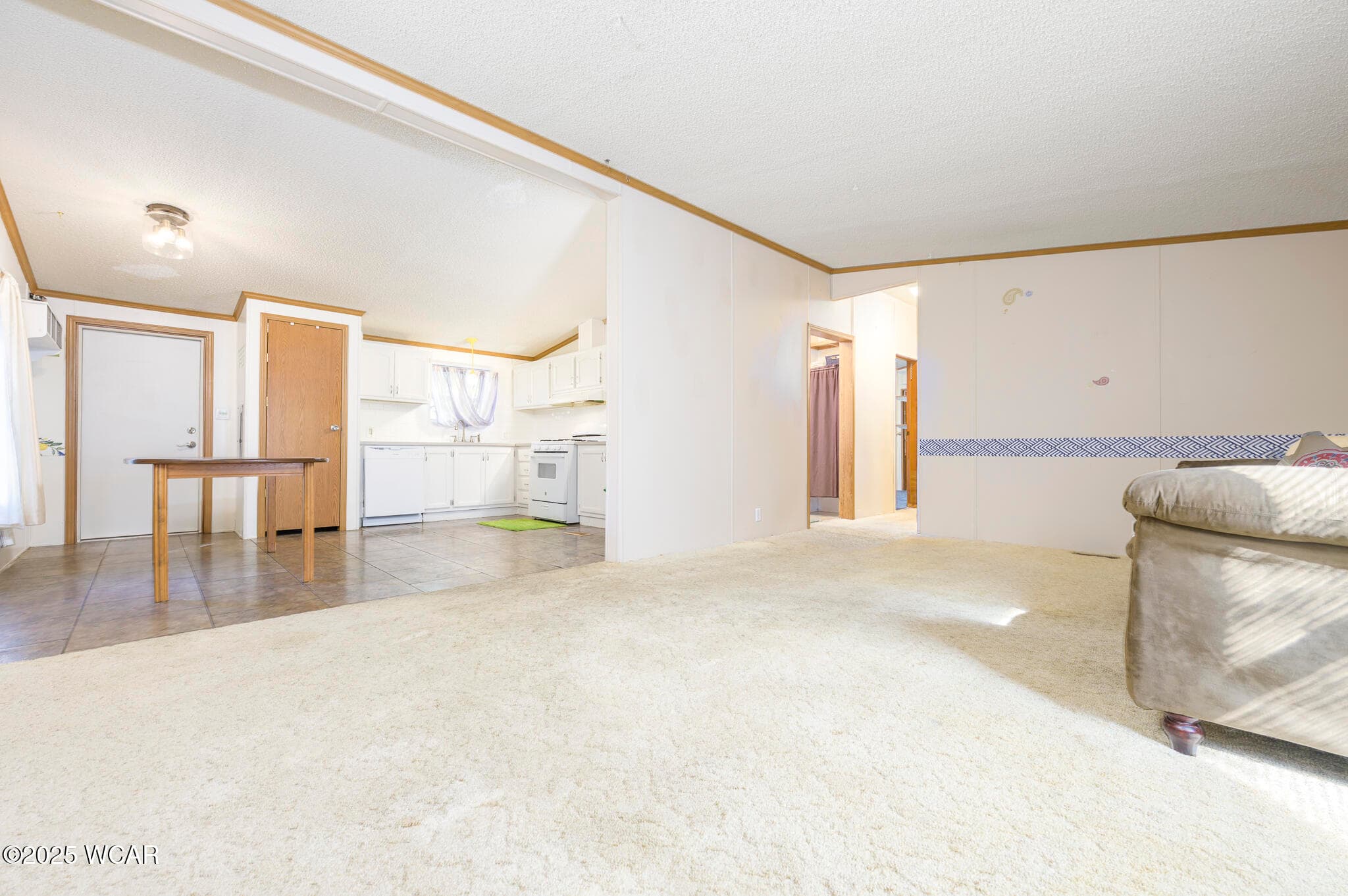 8116 Township Road 207 photo 4