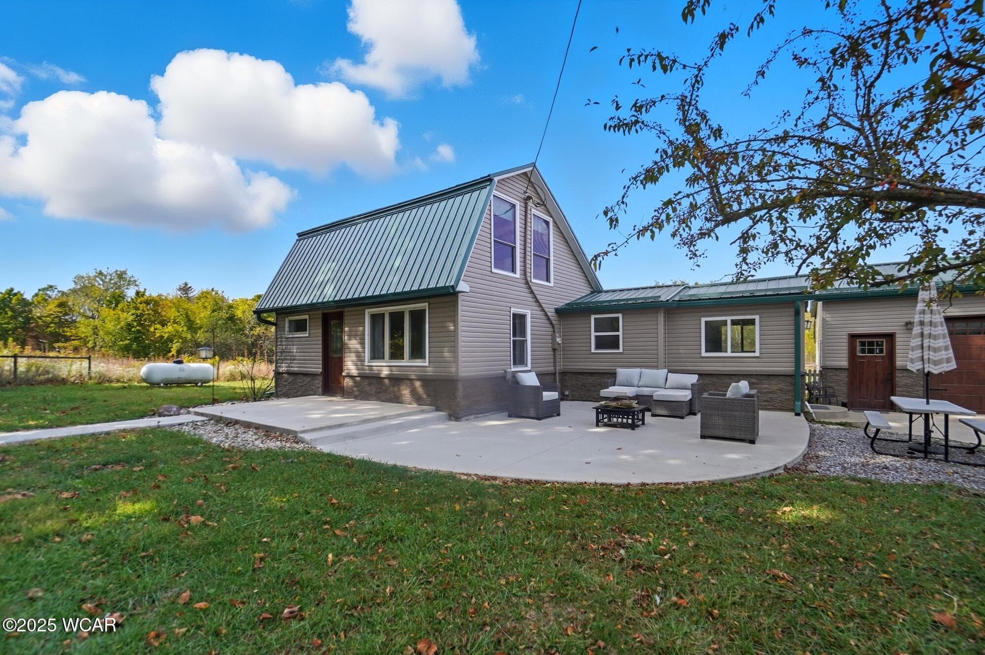 8955 Lafayette photo 2
