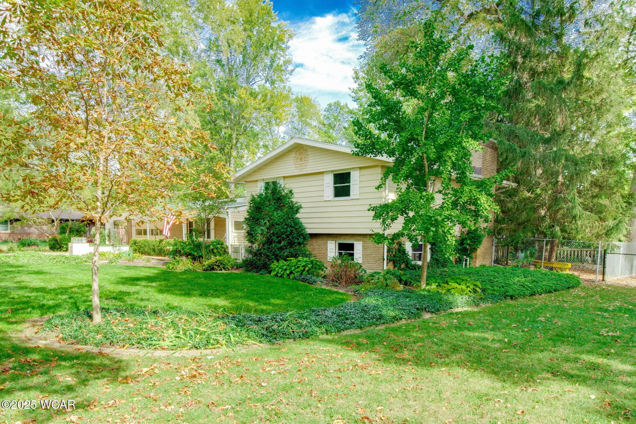 3495 Woodhaven photo 2