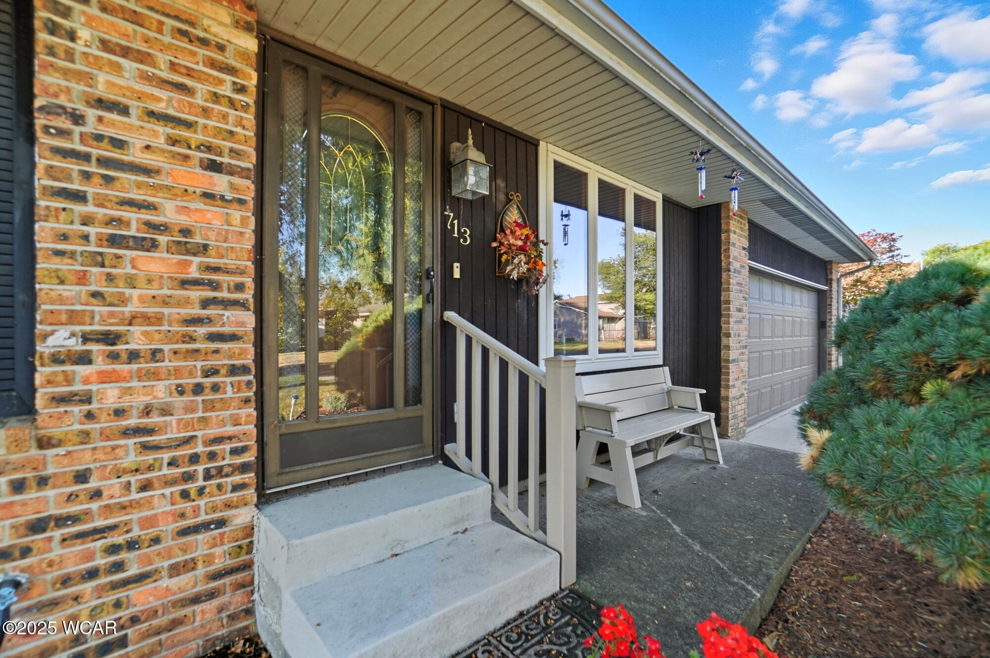 713 Oak photo 4