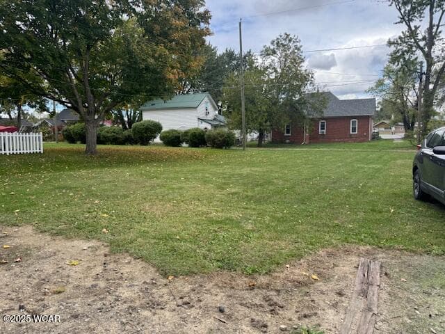 702 W Franklin photo 5