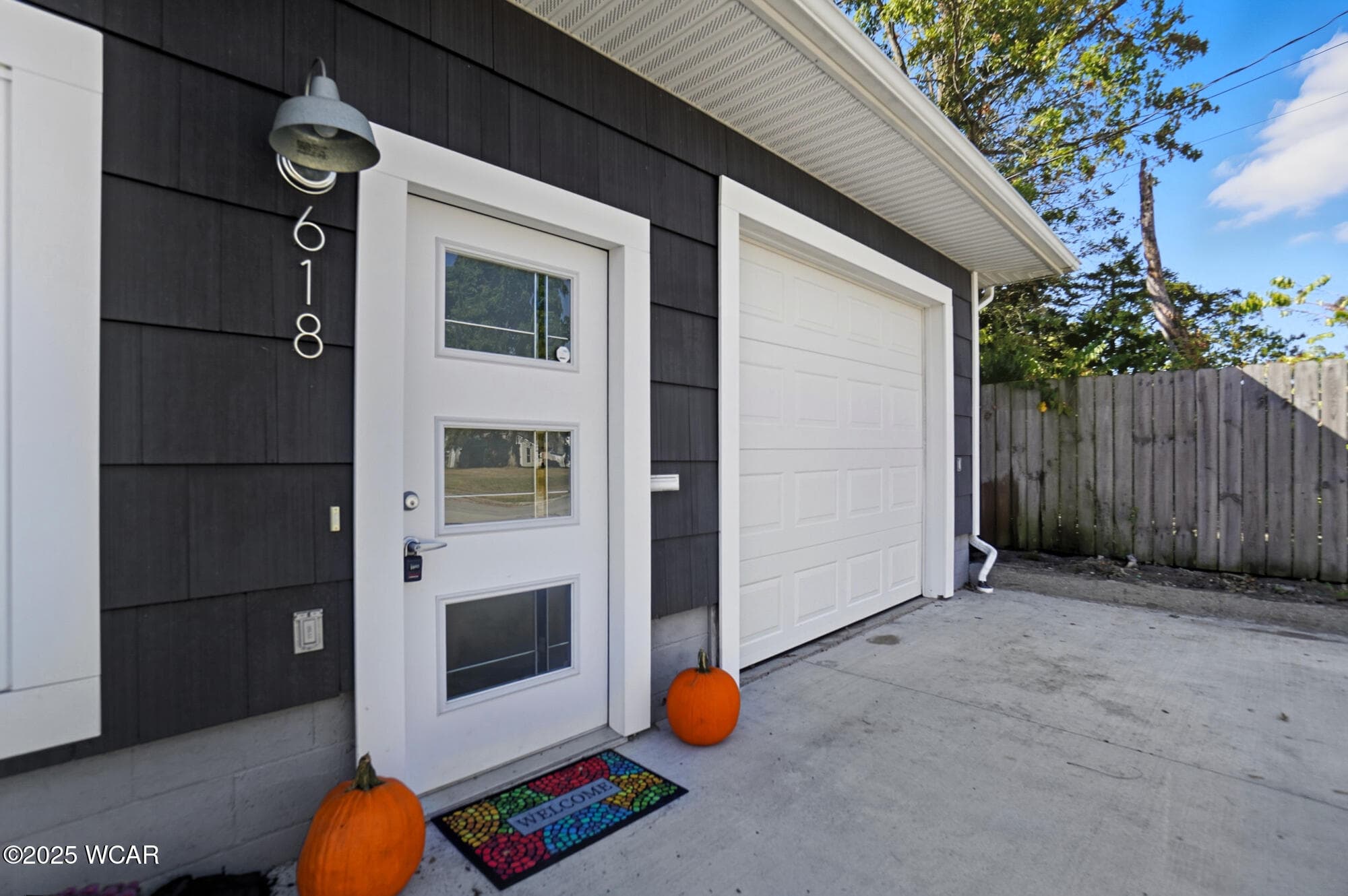 618 Livingston photo 5