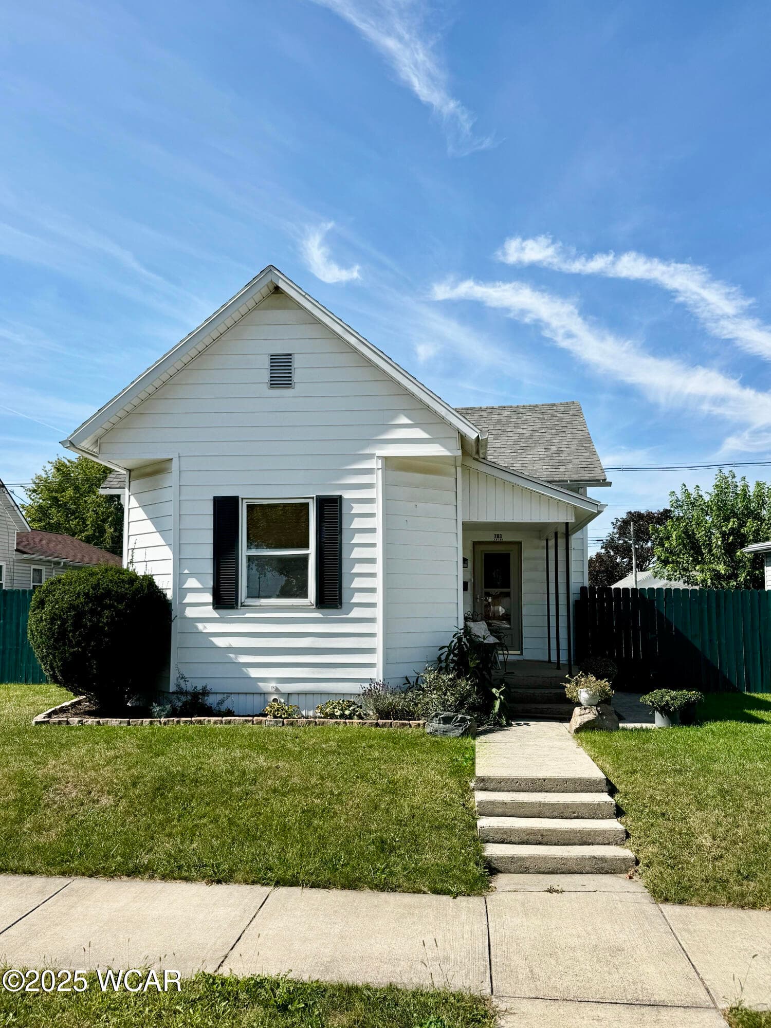 703 Perry