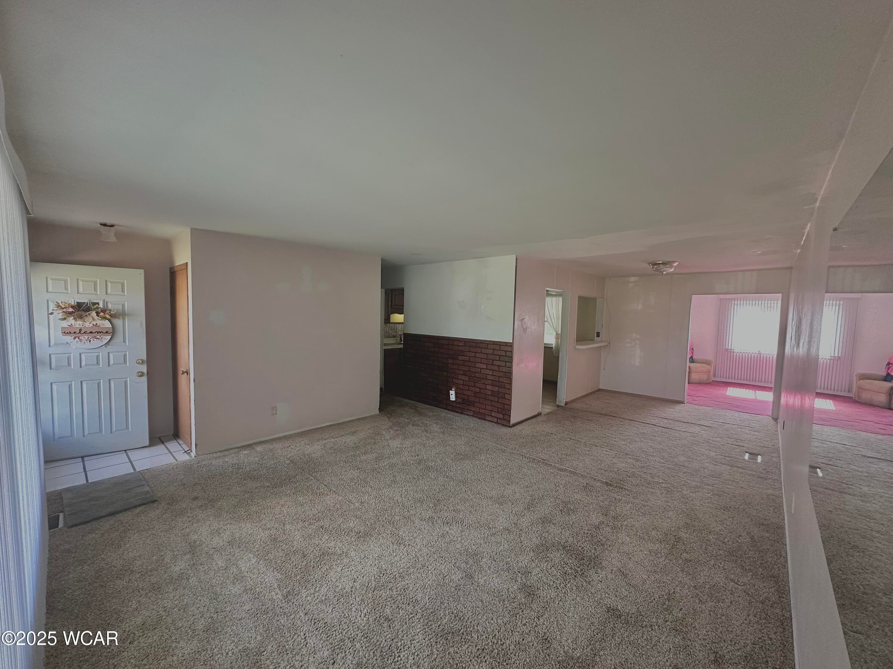 625 Meadowbrook photo 3