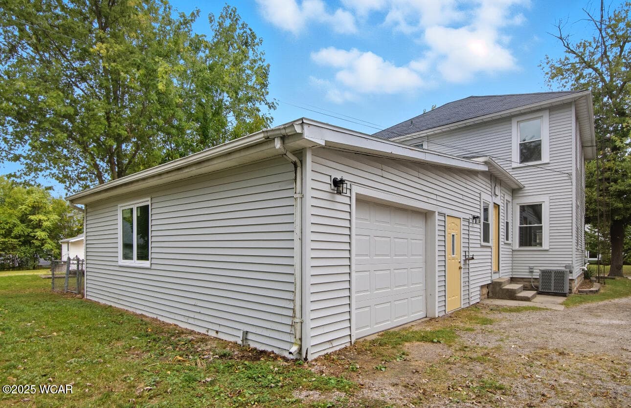 739 Washington photo 4