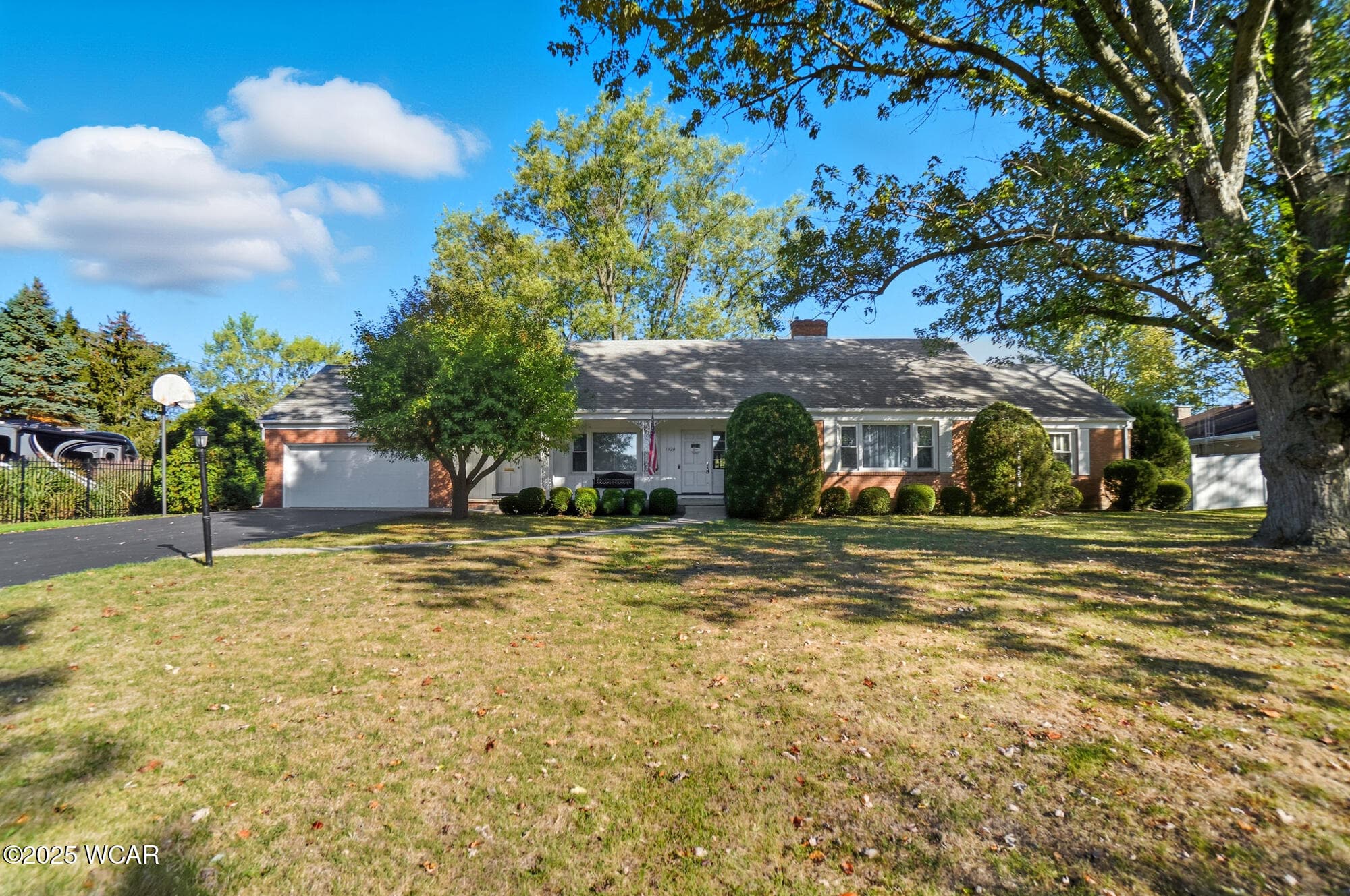 1320 Glen