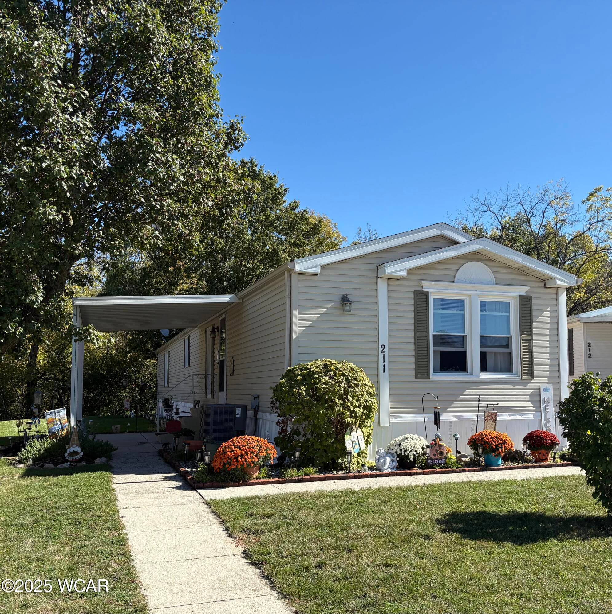211 Pinewood