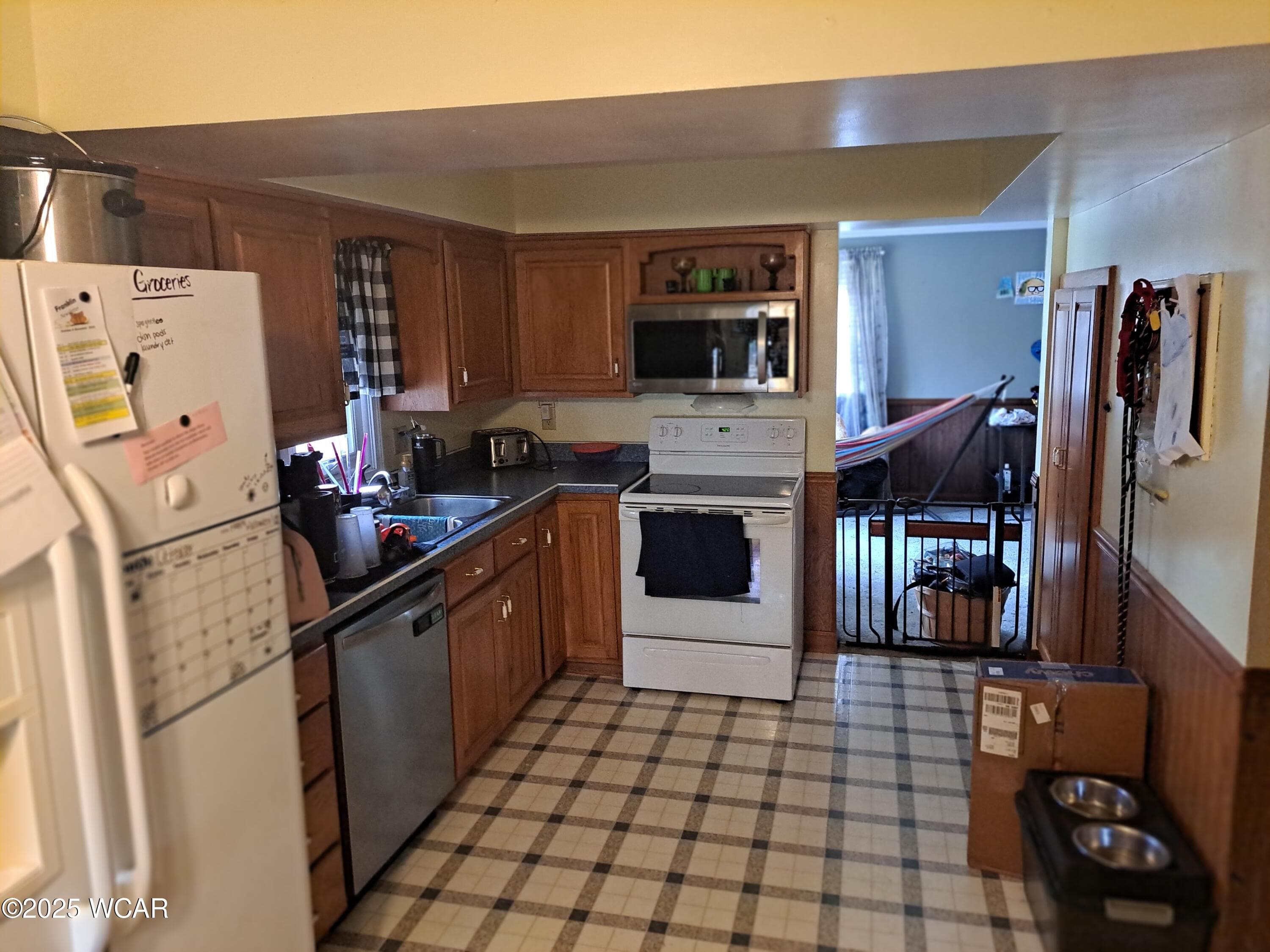 606 Cass photo 5