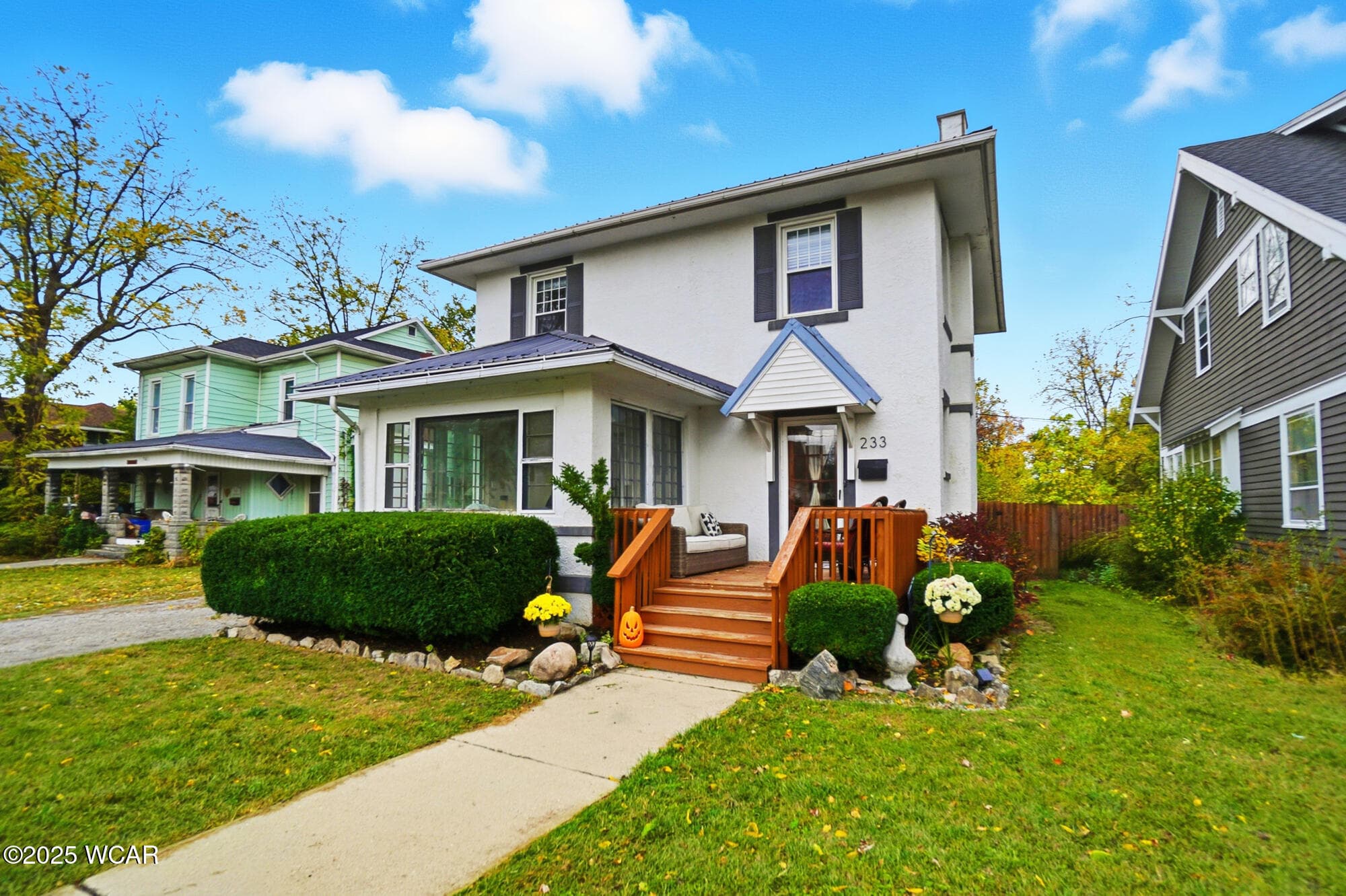 233 South photo 3