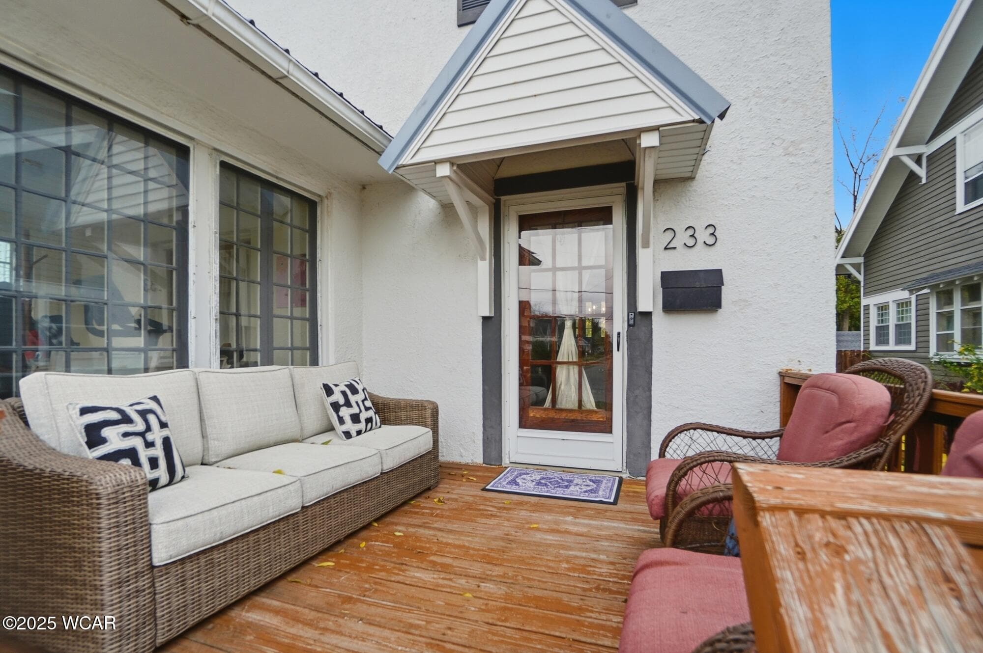 233 South photo 4