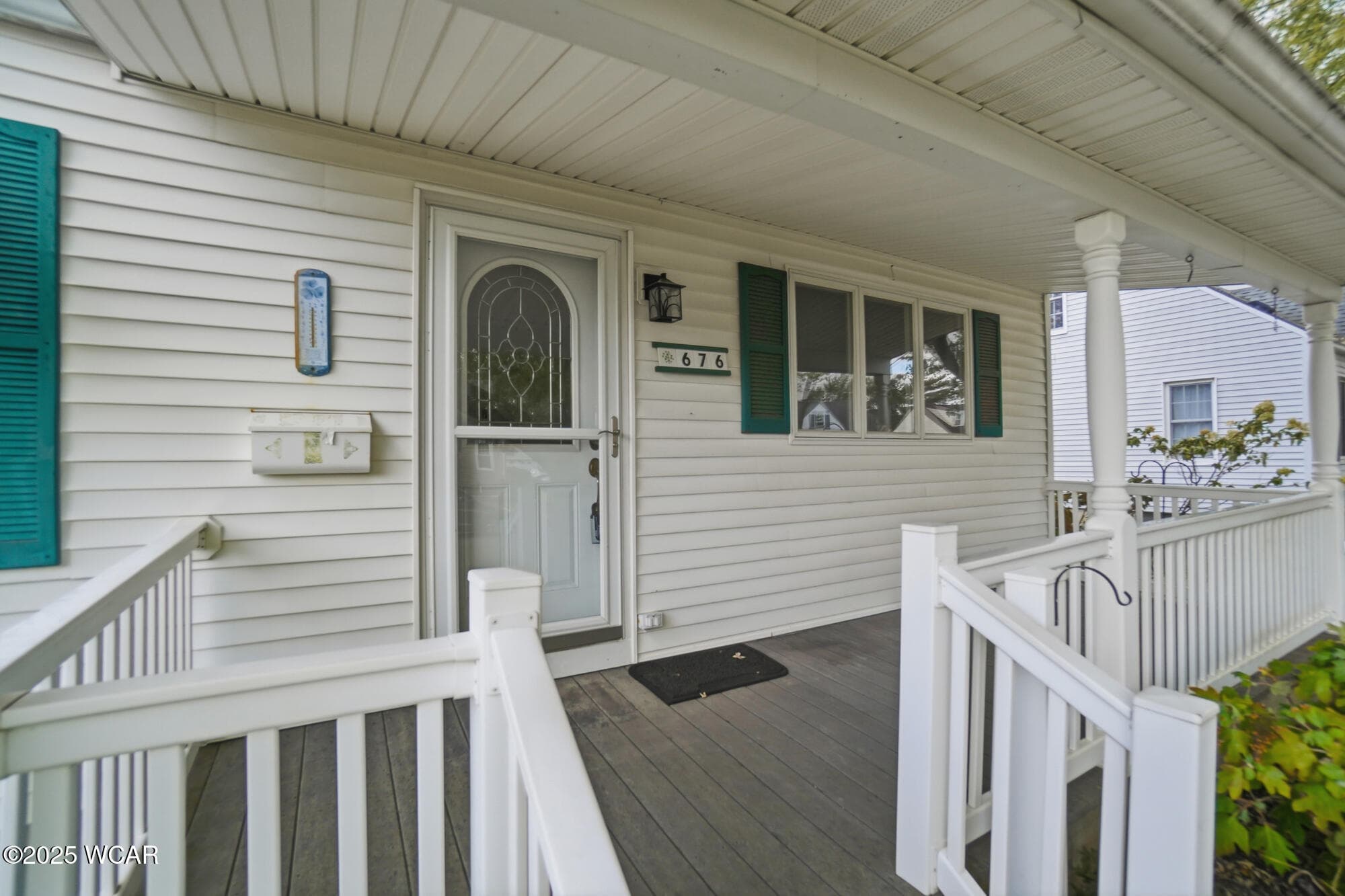 676 Cortlandt photo 4