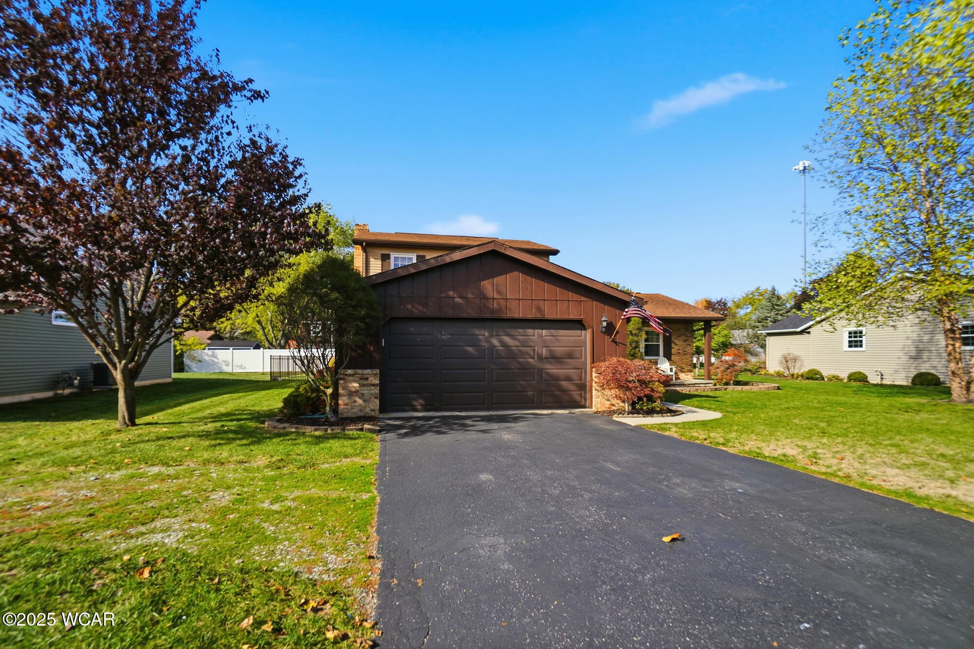 838 Longmeadow photo 2