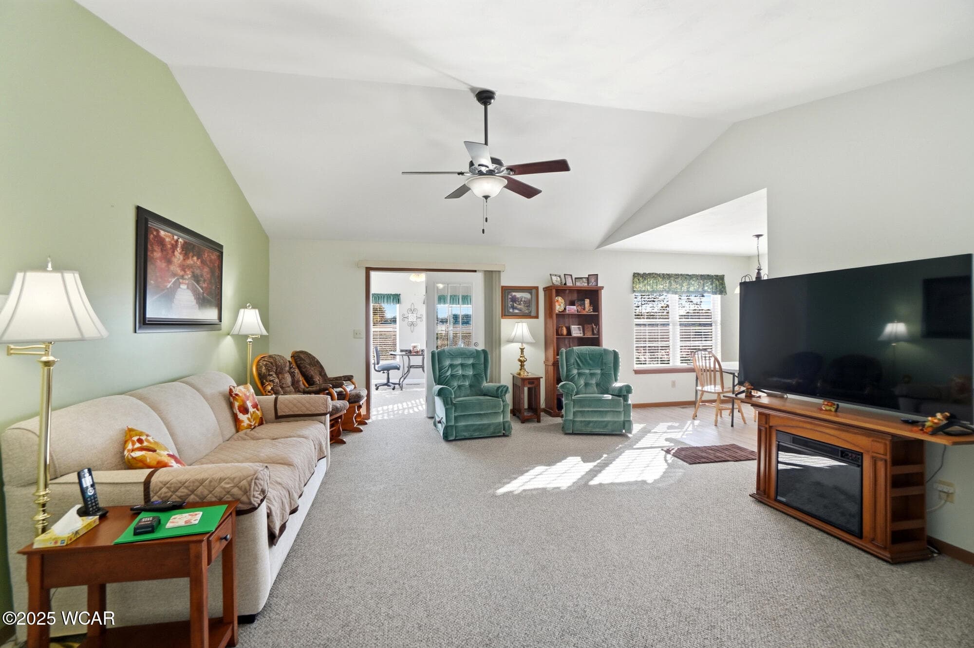 1392 Chancellor photo 5