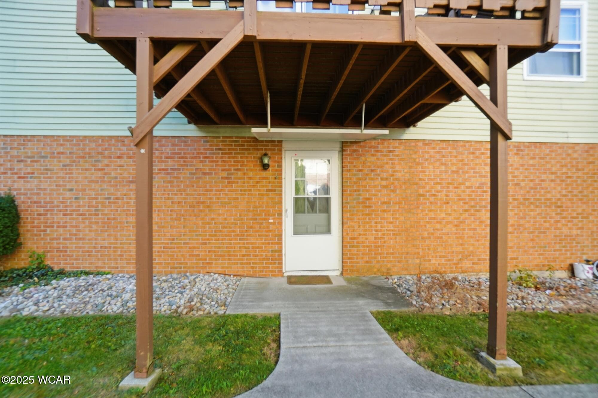 3762 Mt. Vernon photo 2