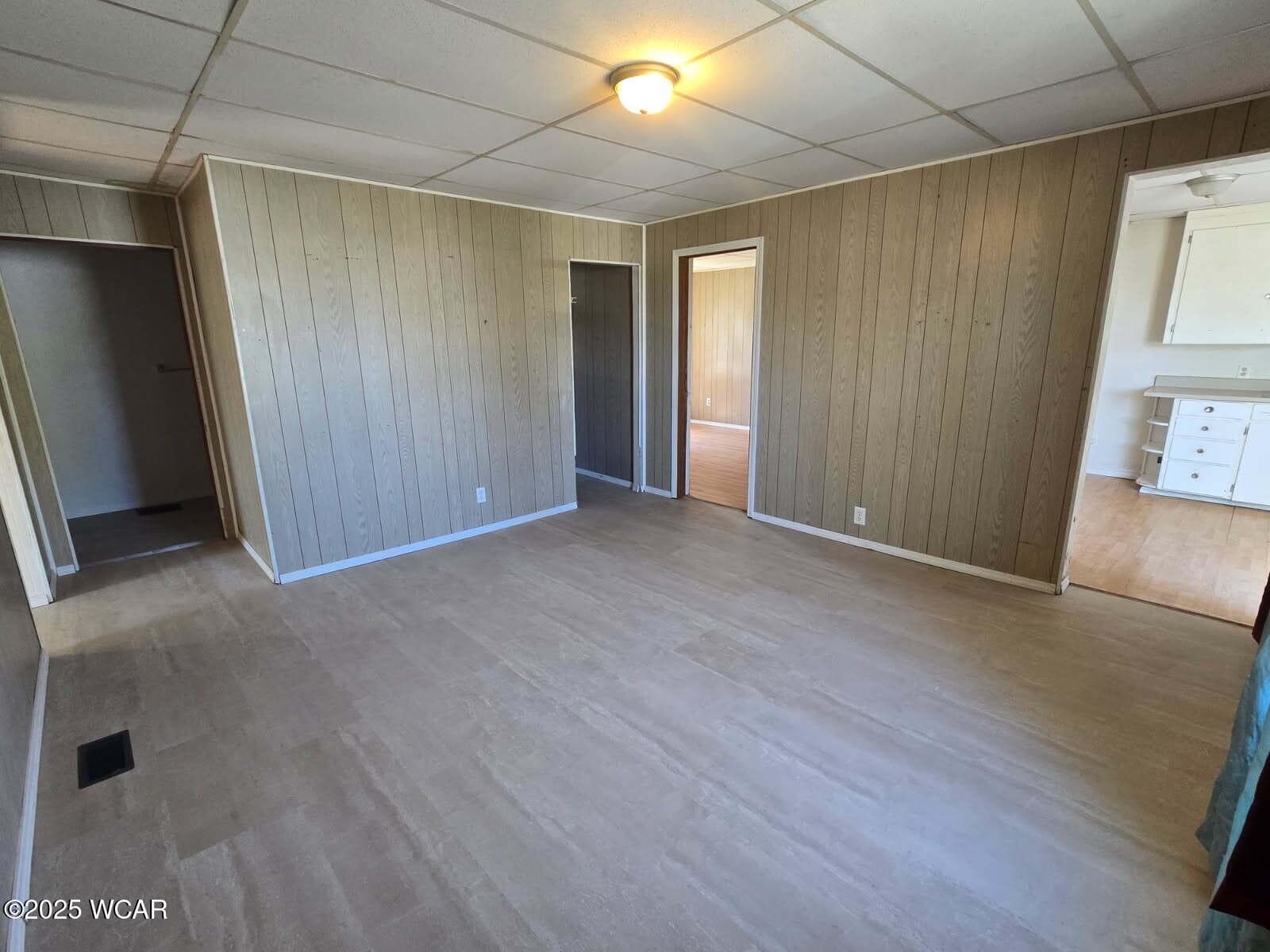 939 West photo 4