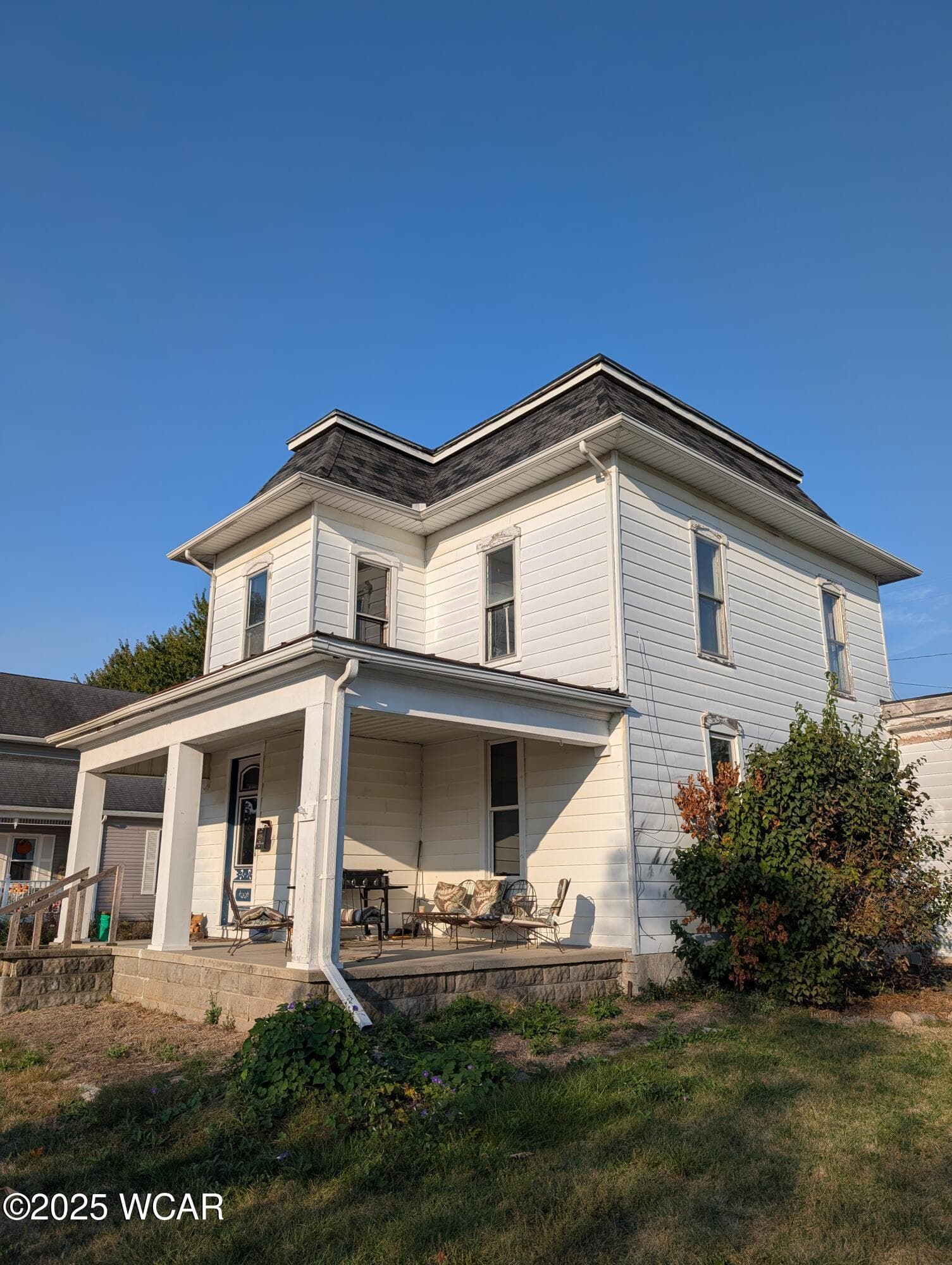 205 Broadway photo 2