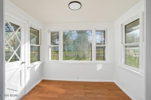 5290 New Haven photo 4