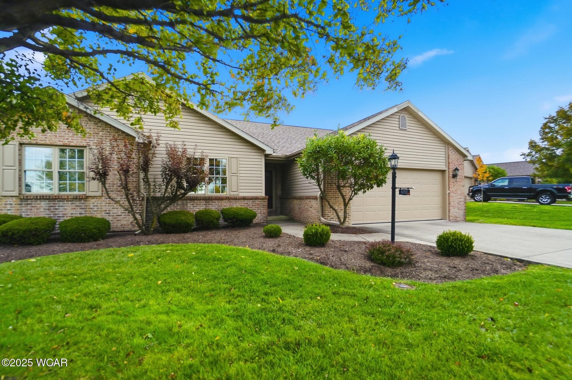 4050 Brookshore photo 3