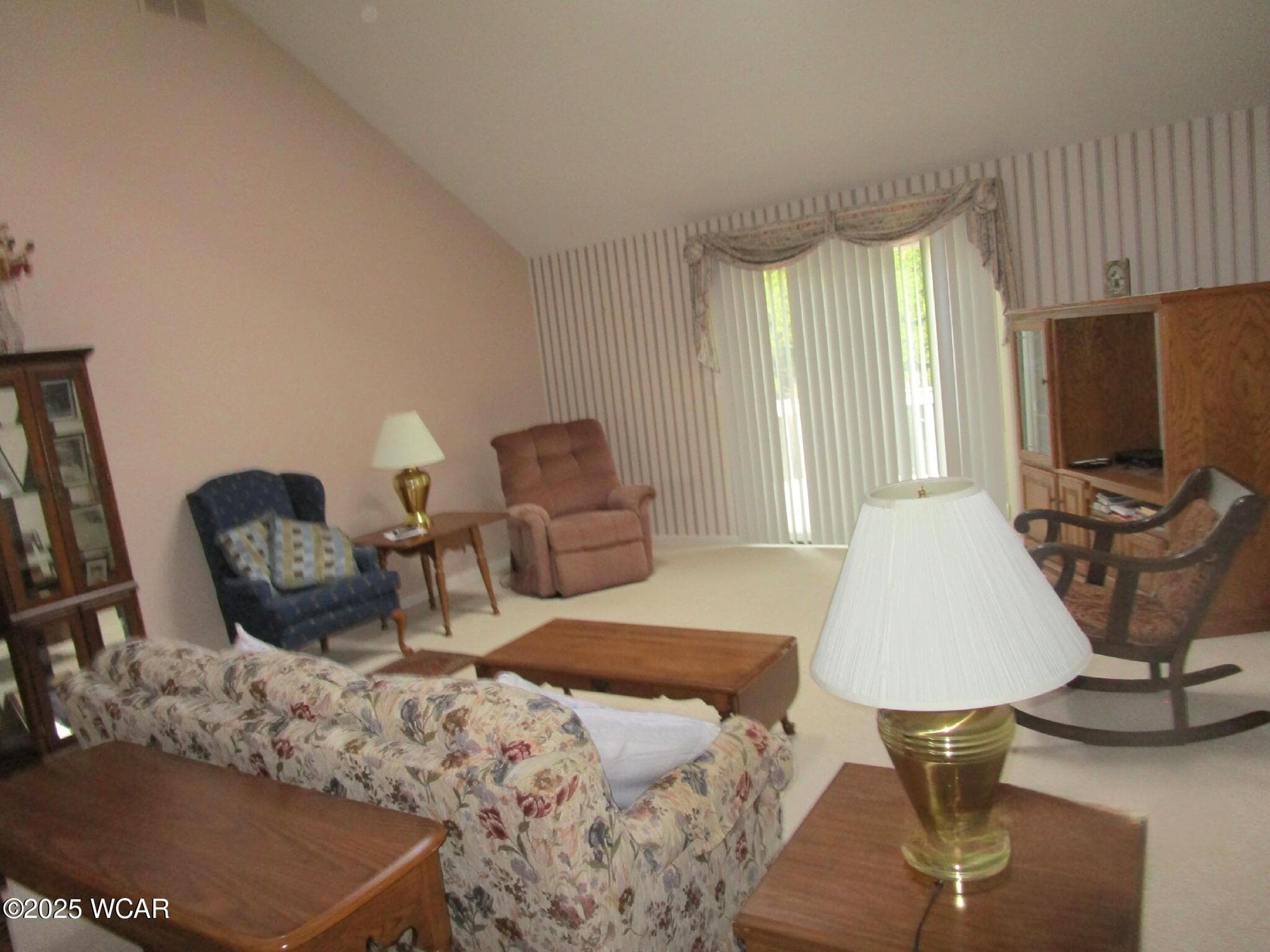 104 Oak Lane photo 5