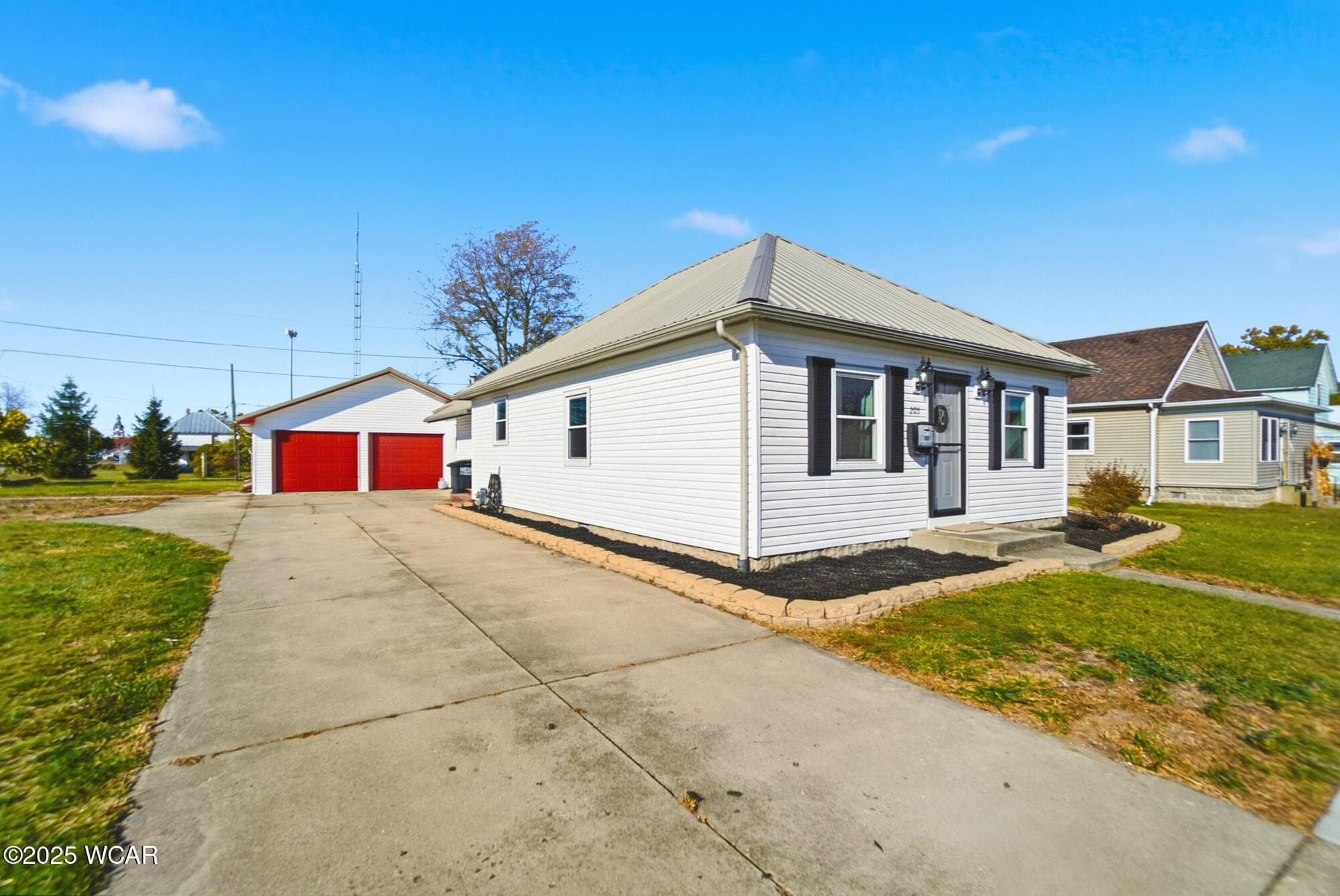 205 Chestnut photo 3