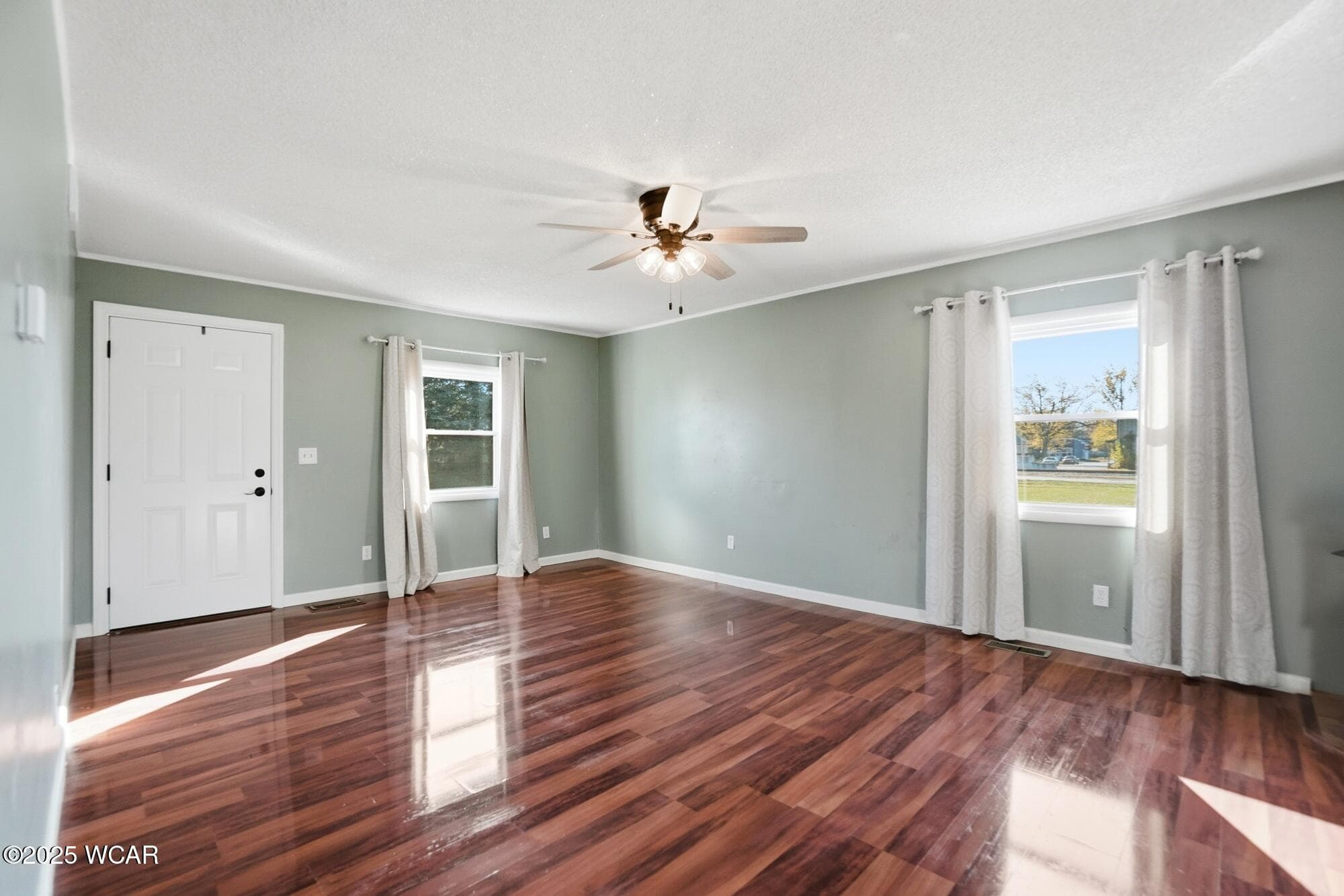 205 Chestnut photo 4