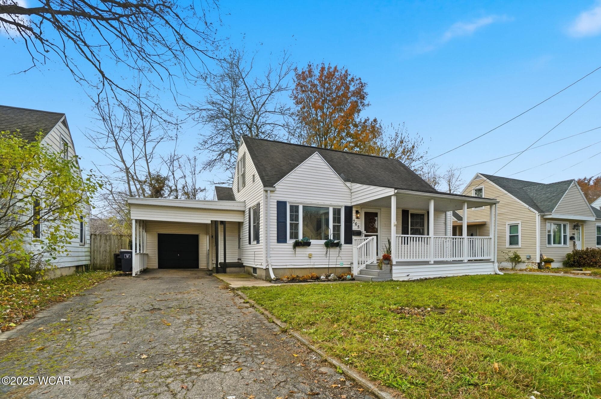 765 Ewing photo 3