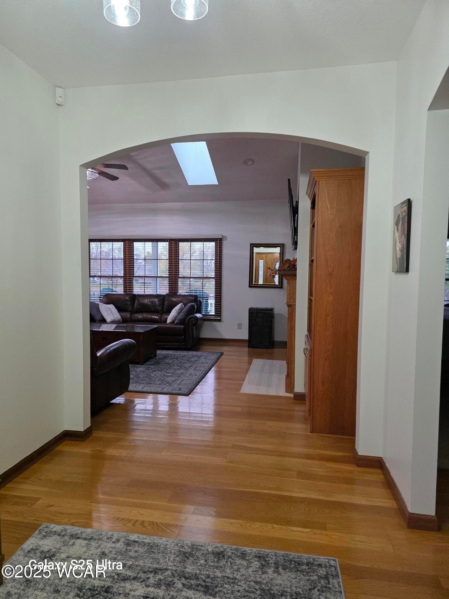 3744 Linfield photo 4
