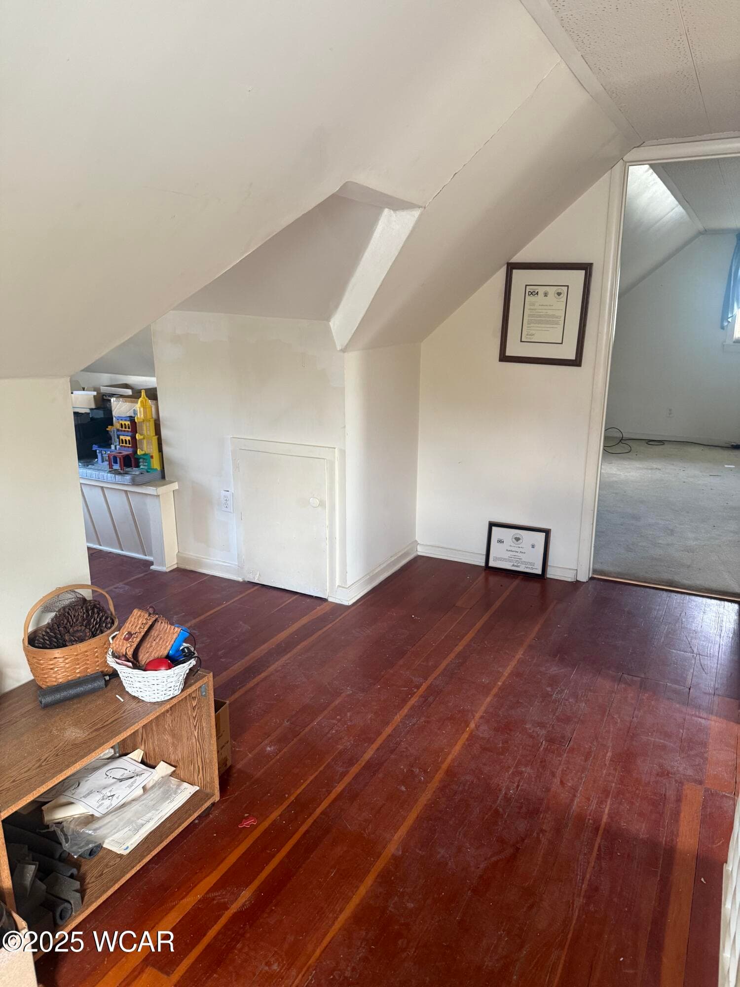 2035 W Wayne photo 5